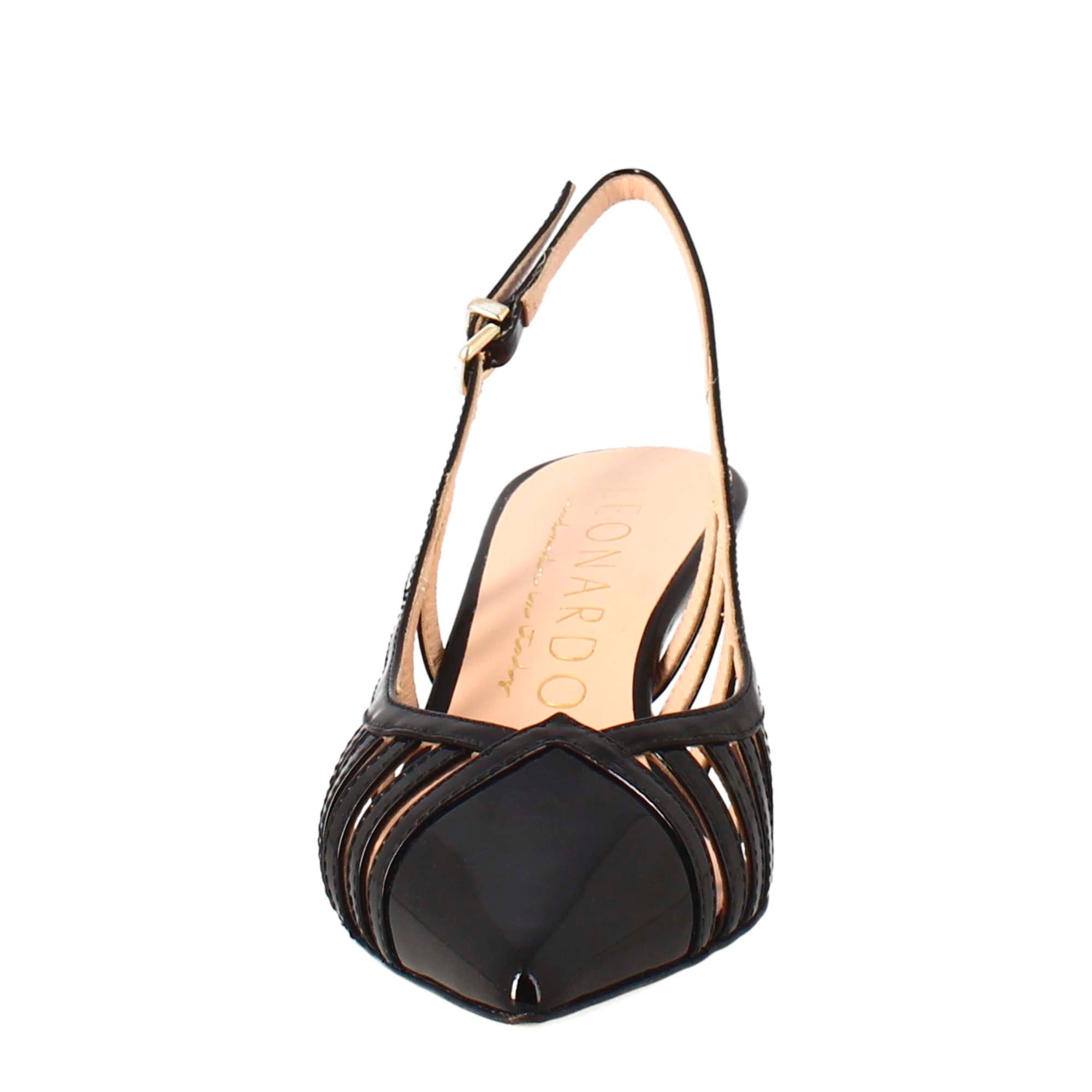 Décolleté pour femme en cuir verni noir à bout pointu