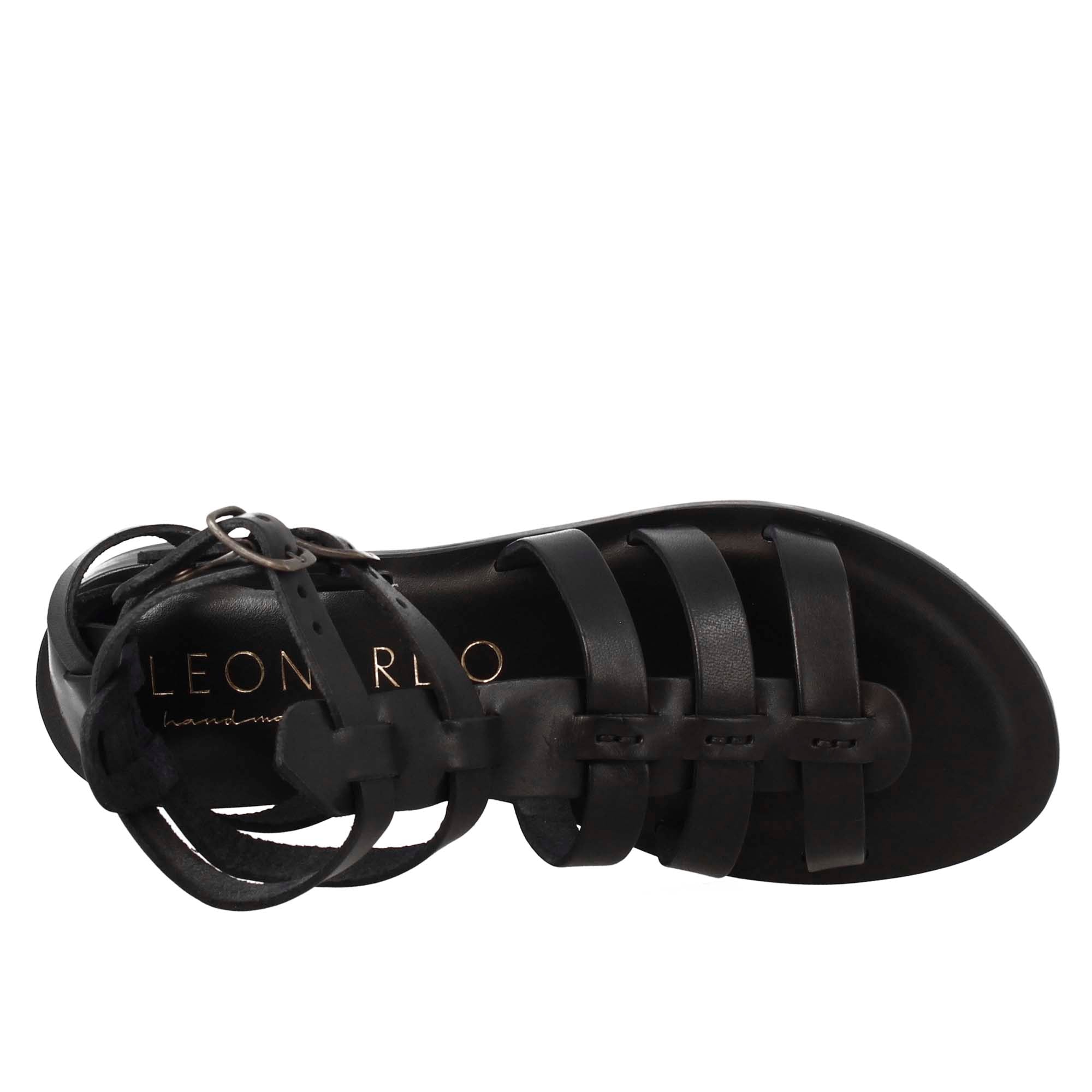 Sandali alla caviglia da donna stile romano in pelle colore nero - LeonardoShoes