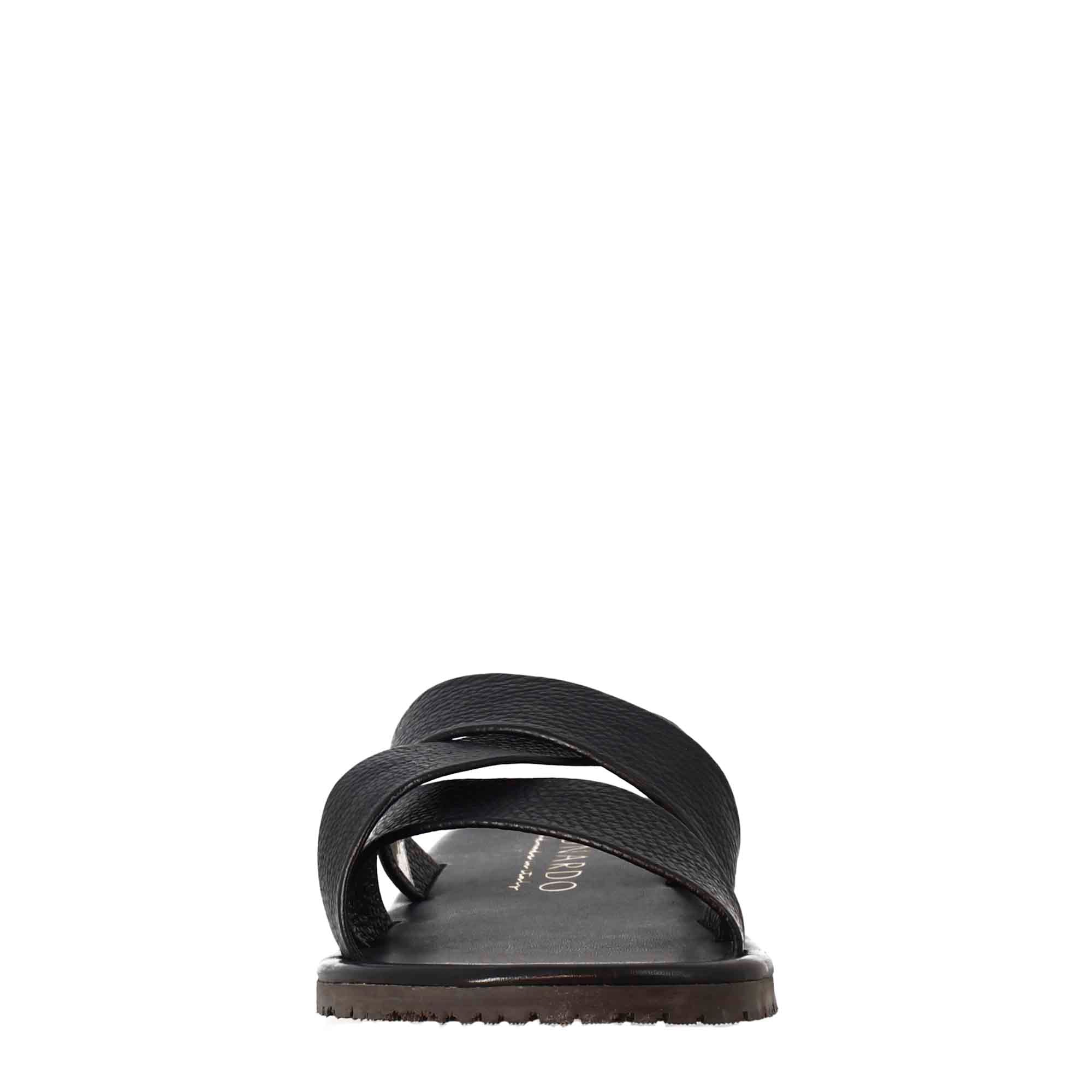 Sandali da uomo ciabatta con tre fasce incrociate fatti a mano in pelle nera - LeonardoShoes