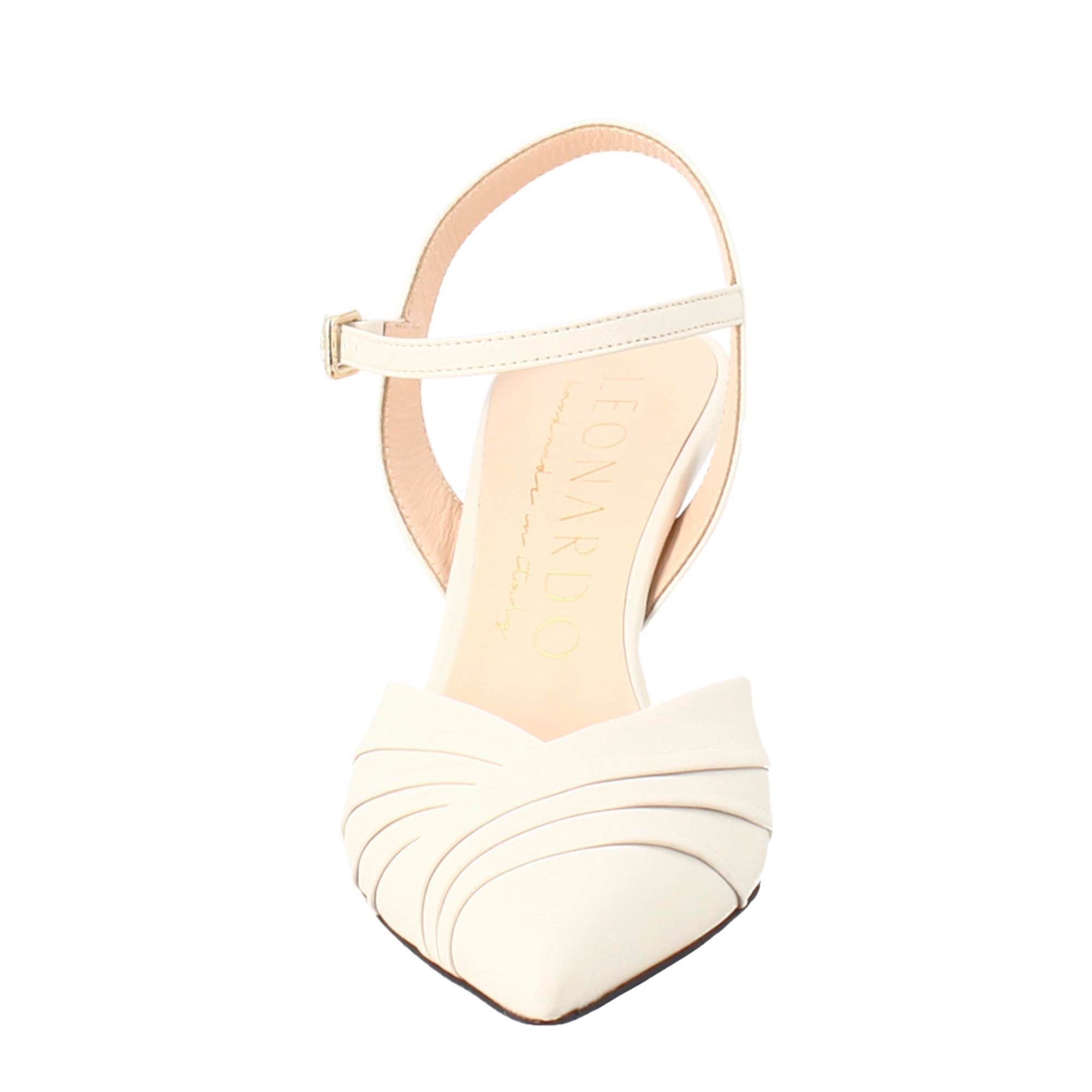 Sandale à bout pointu pour femmes en cuir plissé beige avec talon haut