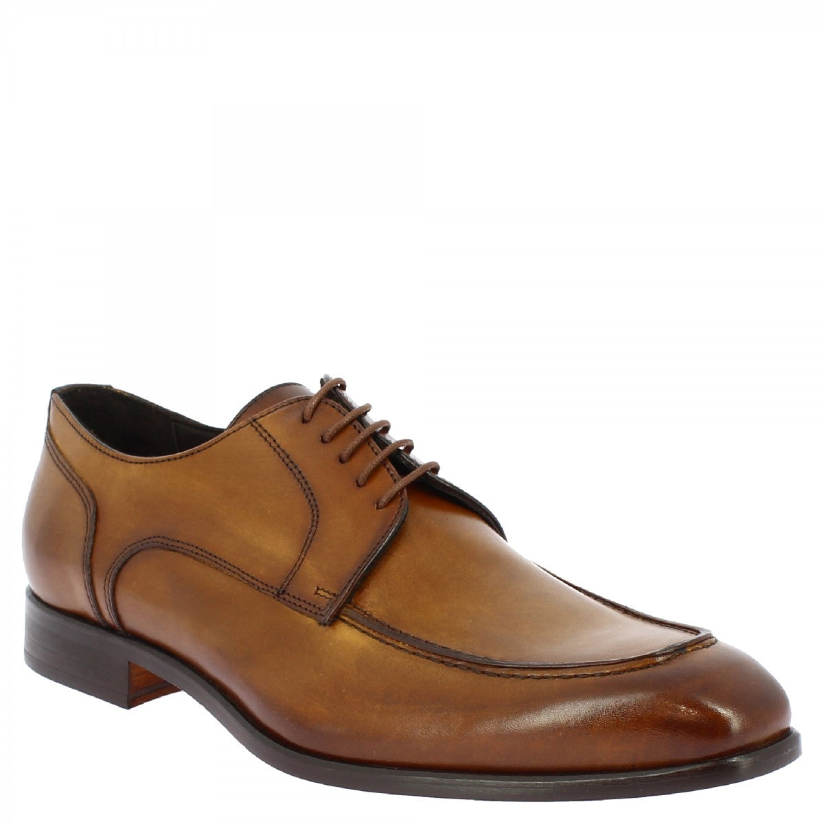 Men's handmade lace-up shoes in brown calf leather