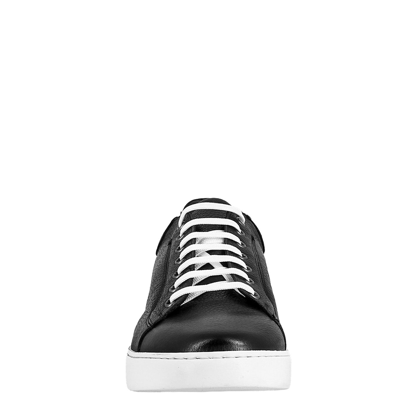 Elegant black sneaker for men in smooth leather