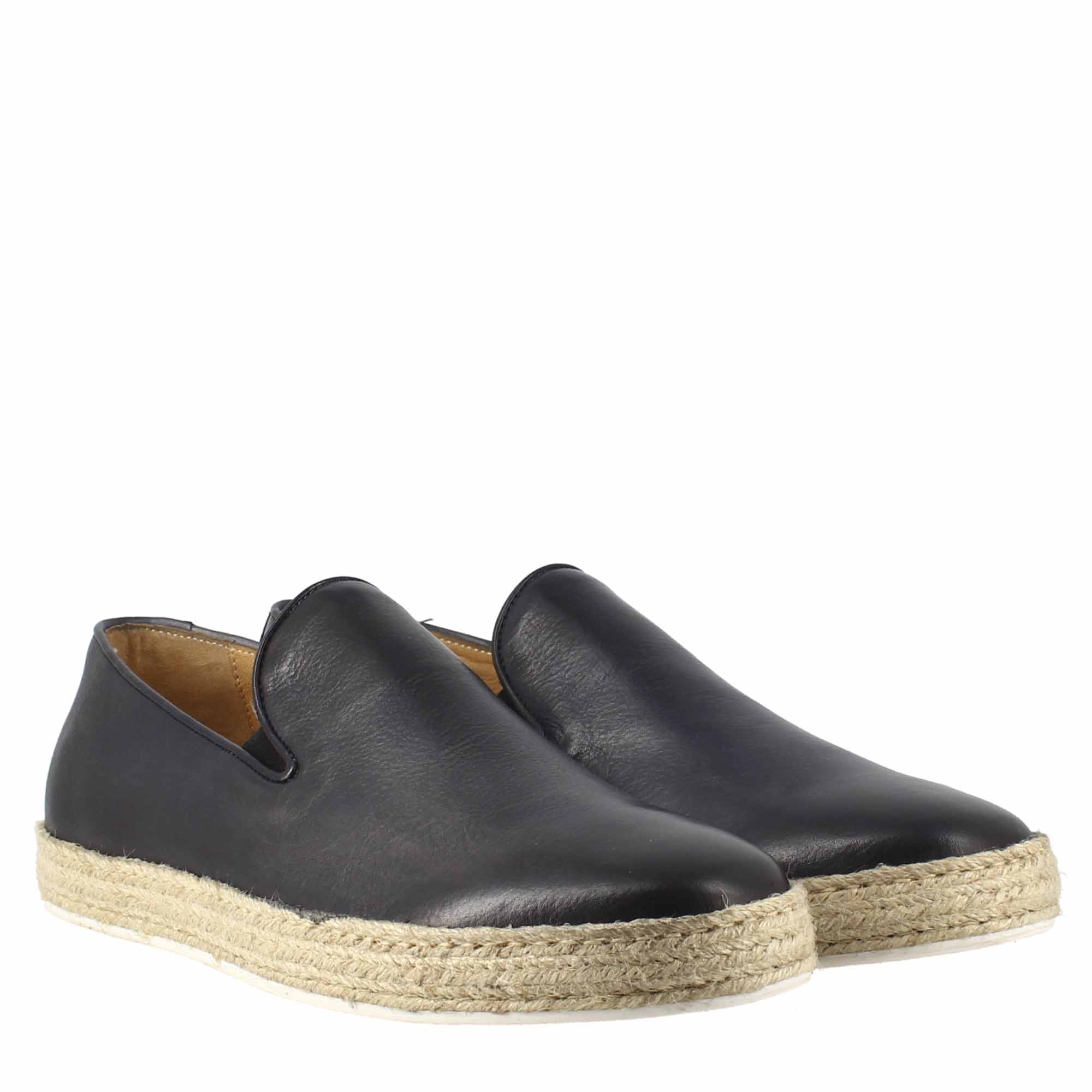 Sneaker blu elegante da uomo in pelle liscia