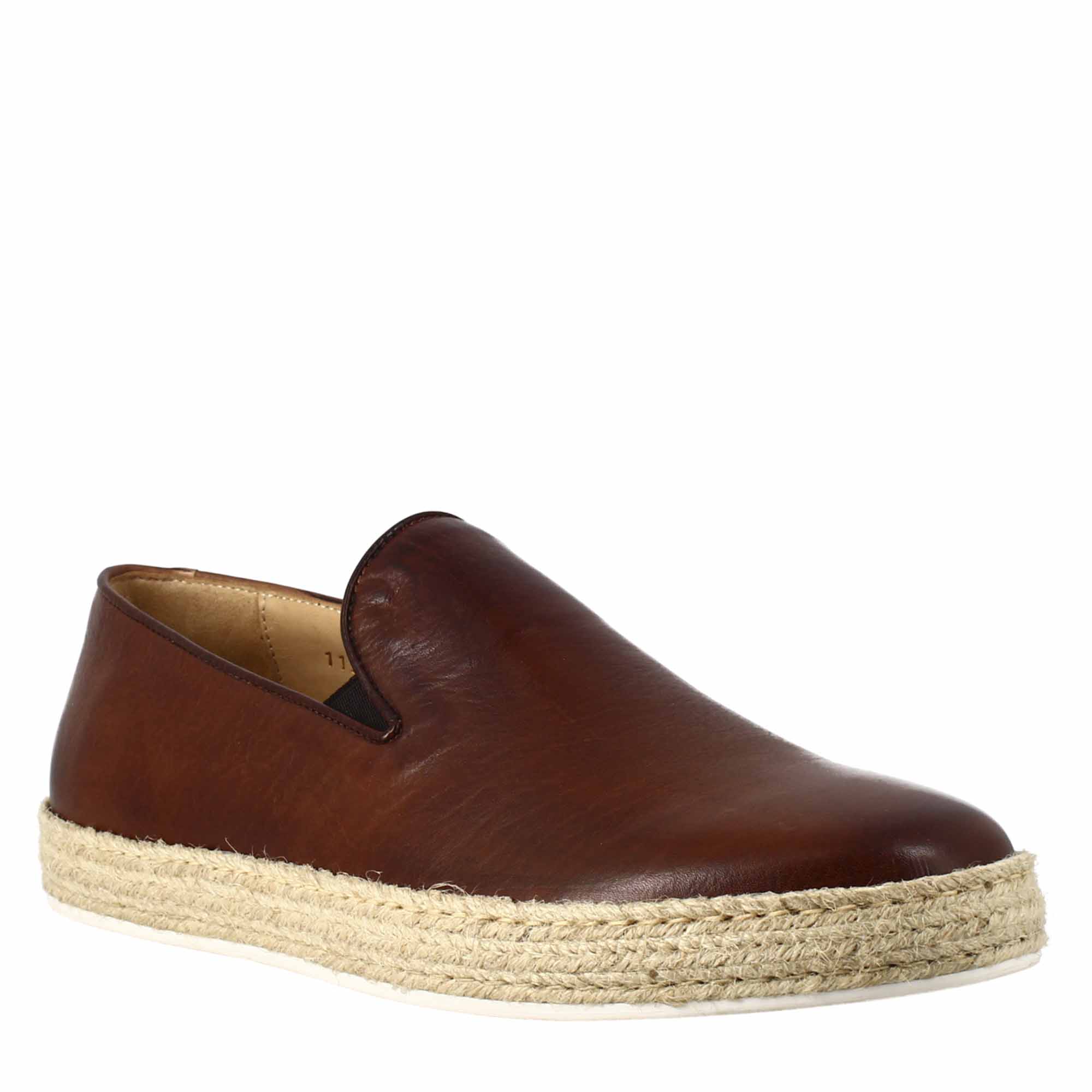 Sneaker marrone brandy elegante da uomo in pelle liscia - LeonardoShoes