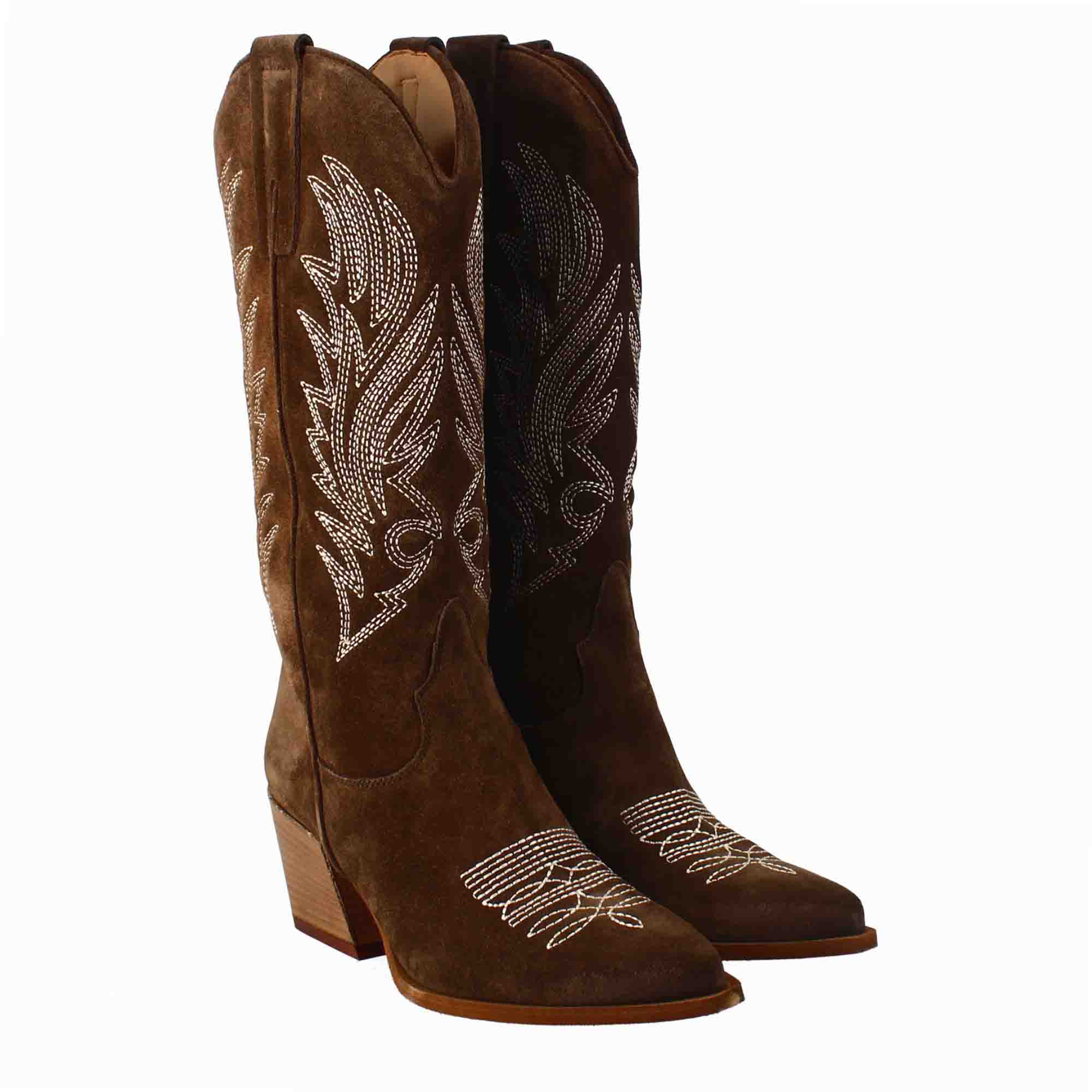 Stivaletto texano da donna in camoscio color cioccolato con ricamo - LeonardoShoes