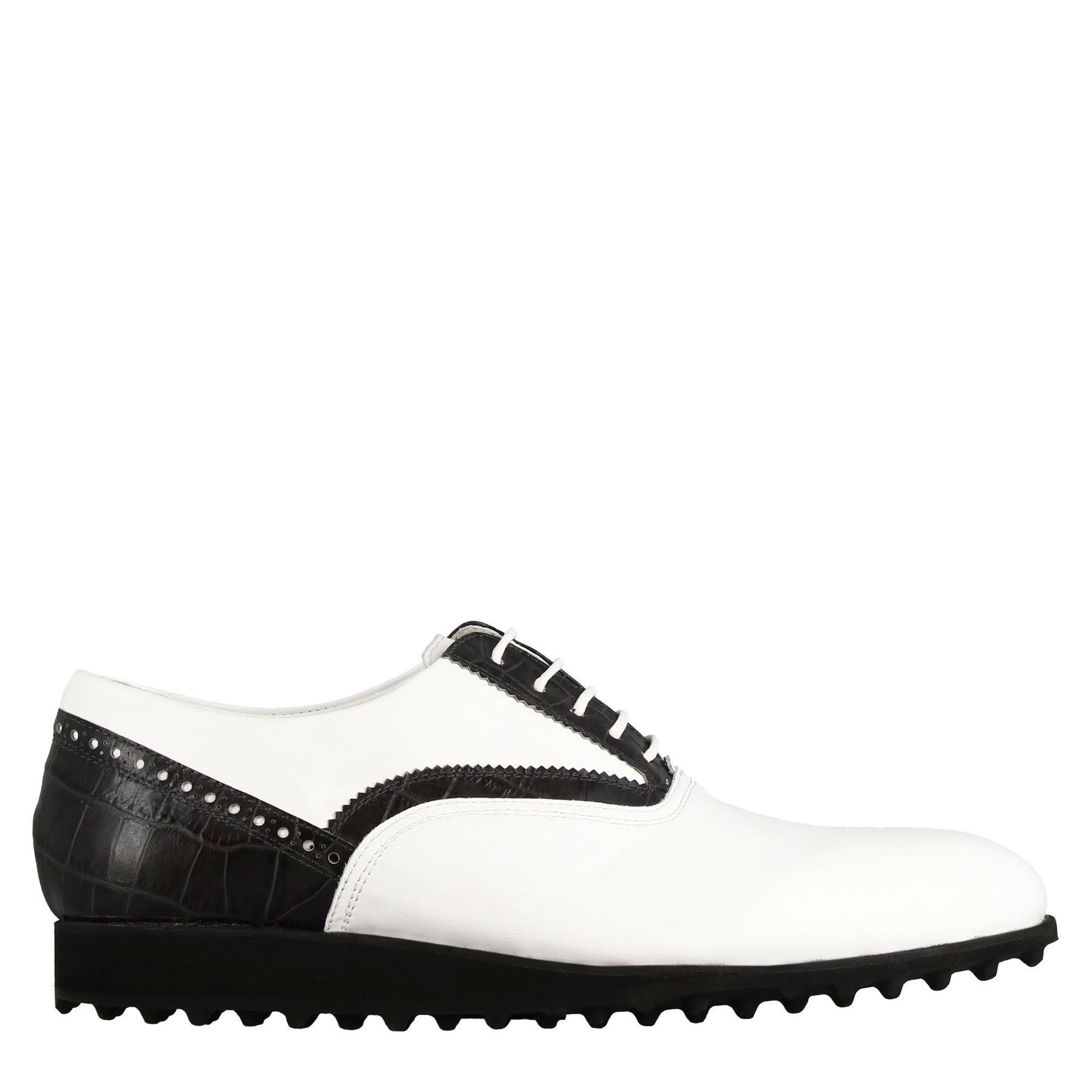 Handmade golf shoe in white leather with black details