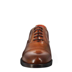 Women's brogues with stitching on the toe in light brown leather