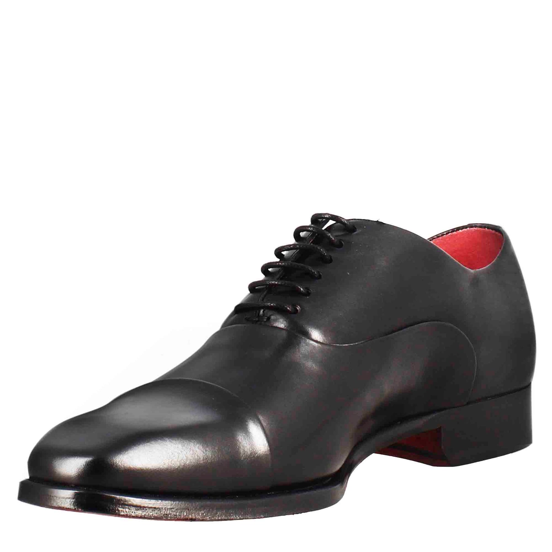 French toe shoes in black leather
