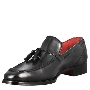 Men's moccasin with tassels in black with square toe