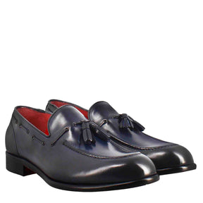 Moccasin with tassels for men in dark blue leather