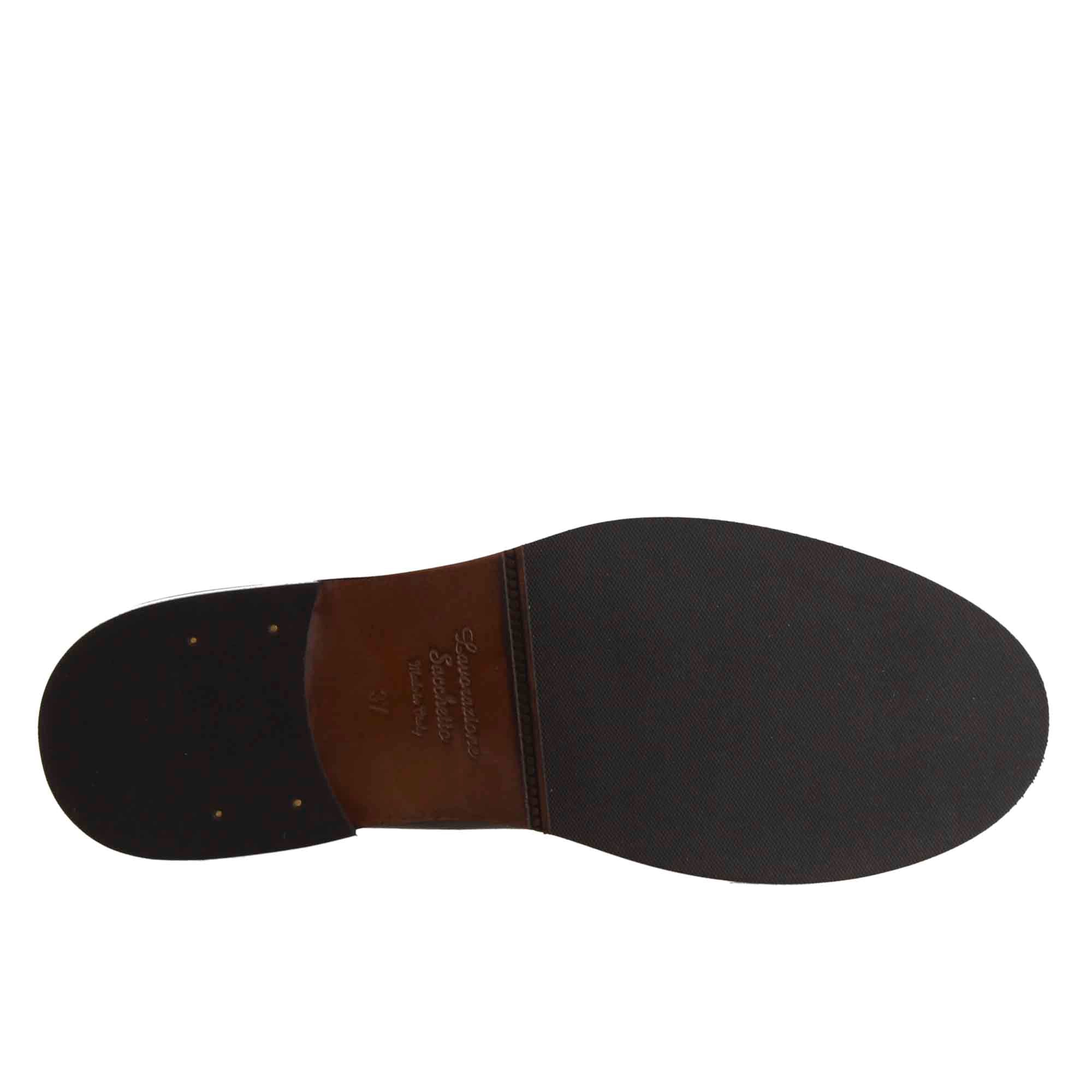 Mocassino elegante da donna in pelle lucida colore nero fatti a mano in Italia