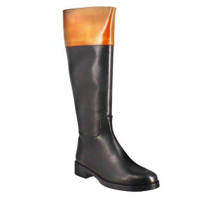 Smooth women's knee-high boot with low heel in brown and black leather