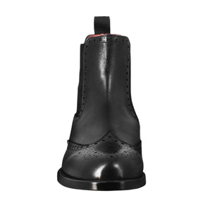 Chelsea boot with brogue details for men in black leather with elastic