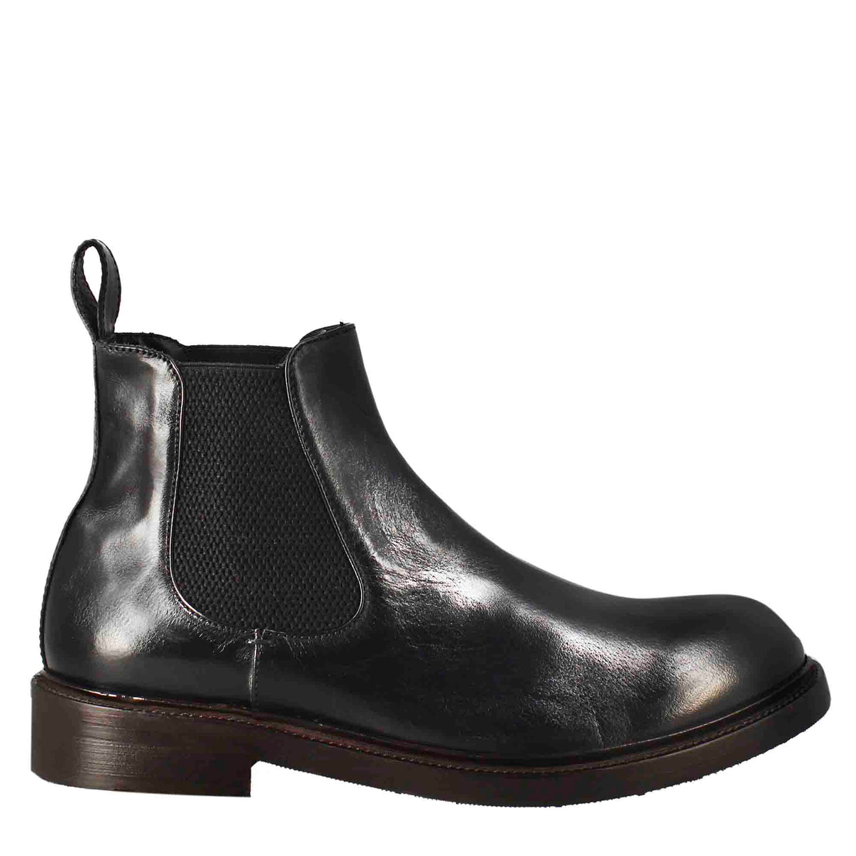 Men's Chelsea Diver boot in black washed leather