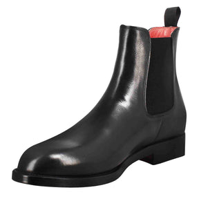 Men's Chelsea boot in black leather with elastic
