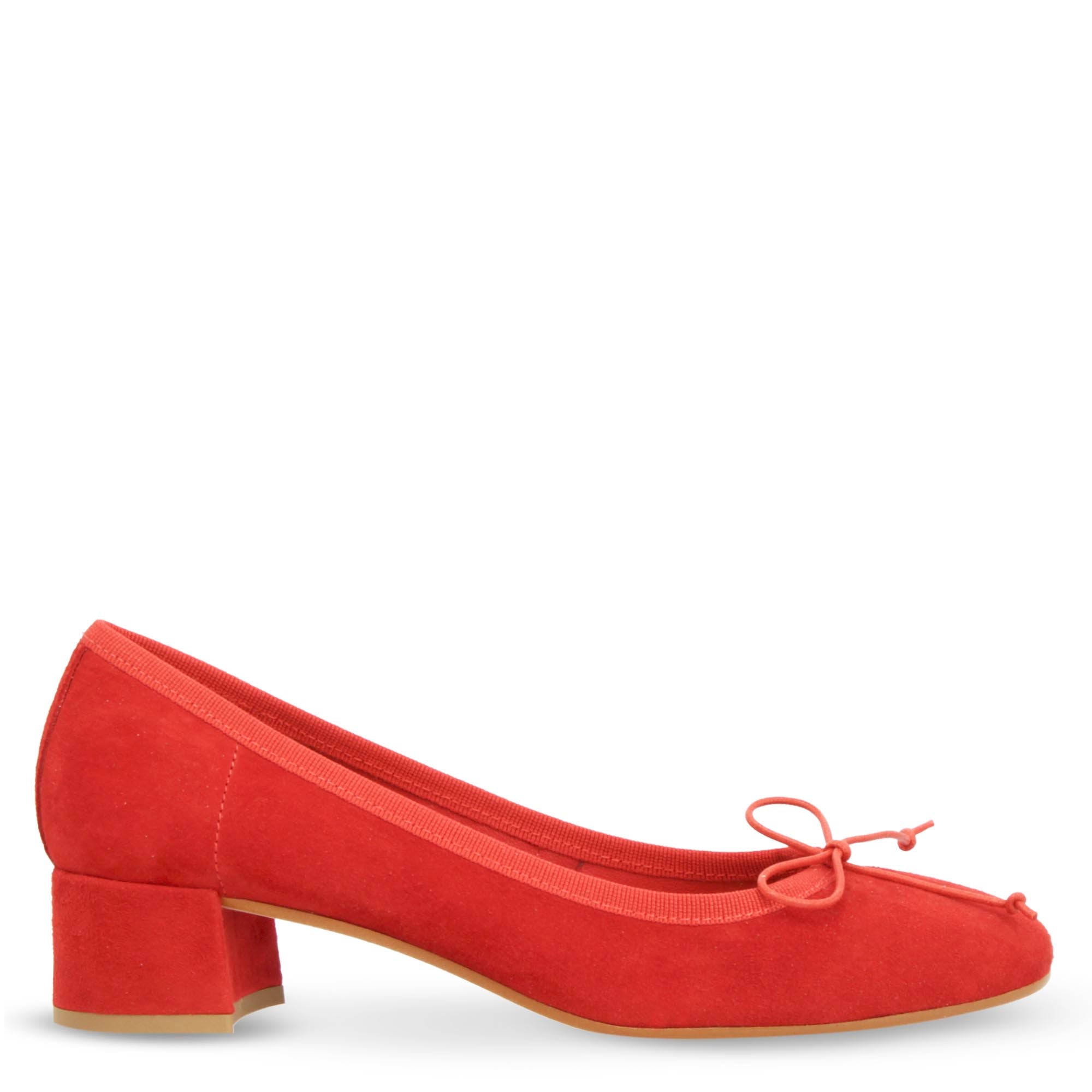 Handmade medium heel ballerina in red suede
