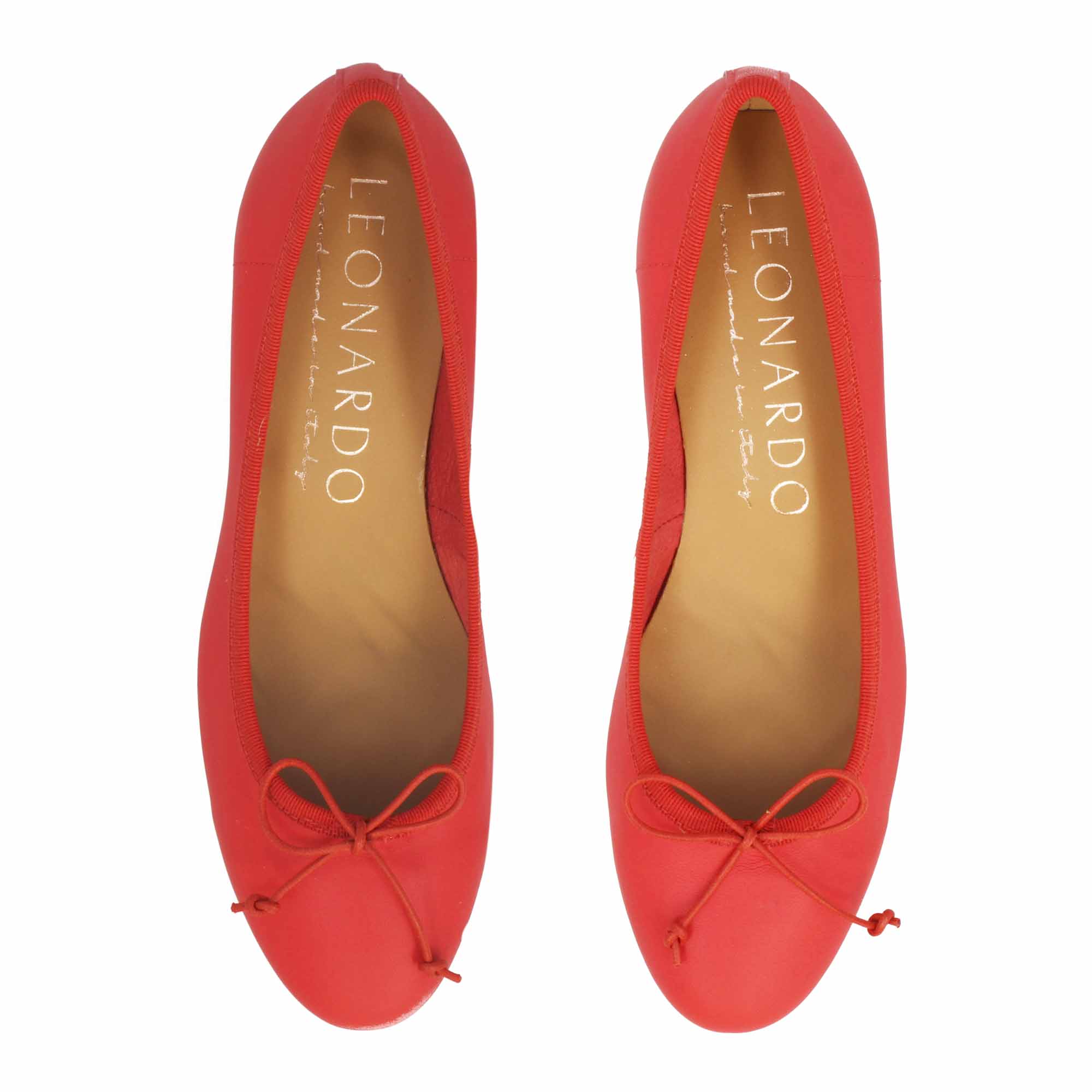 Ballerine artisanale à talon moyen en cuir rouge