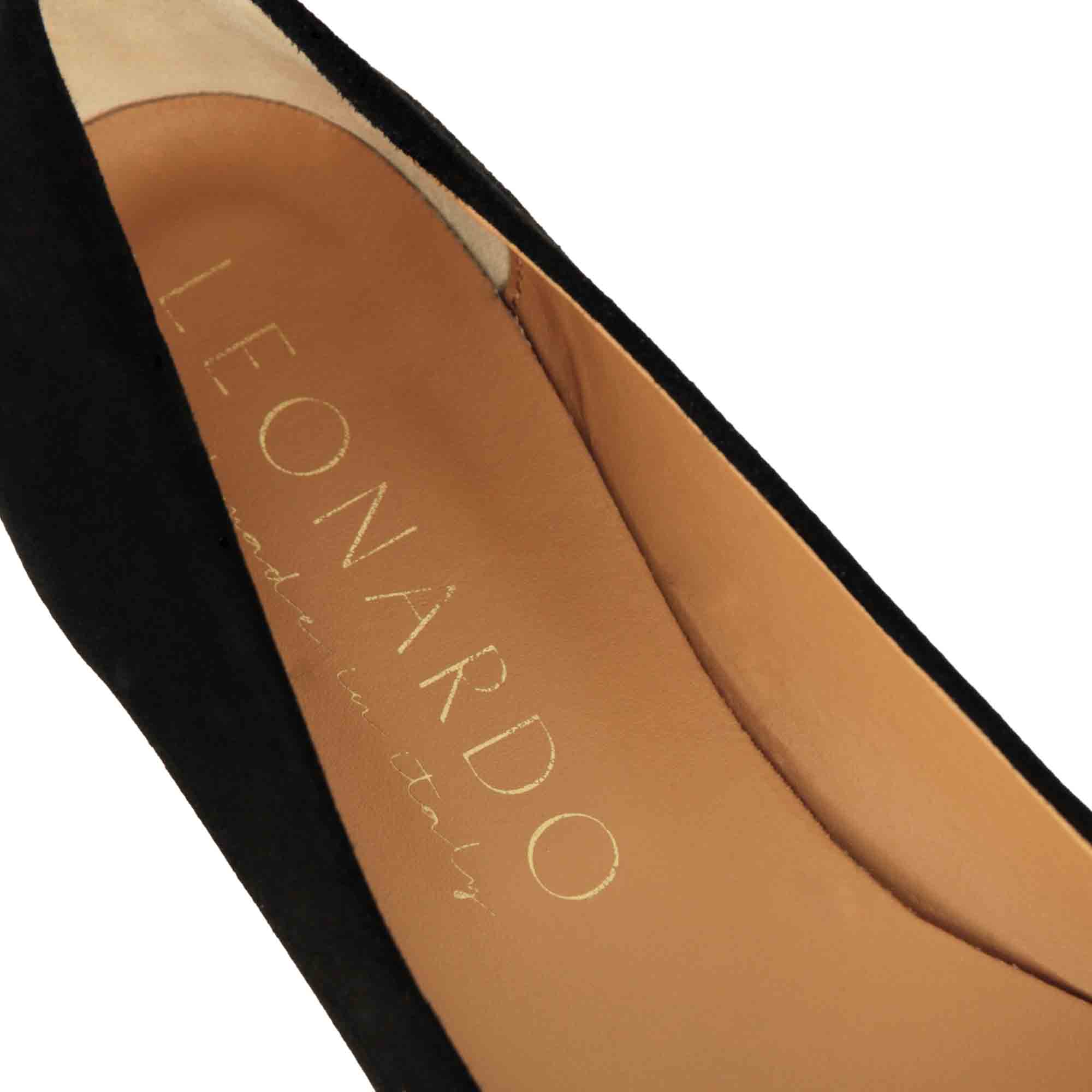 Ballerine raffinée pour femme en daim noir