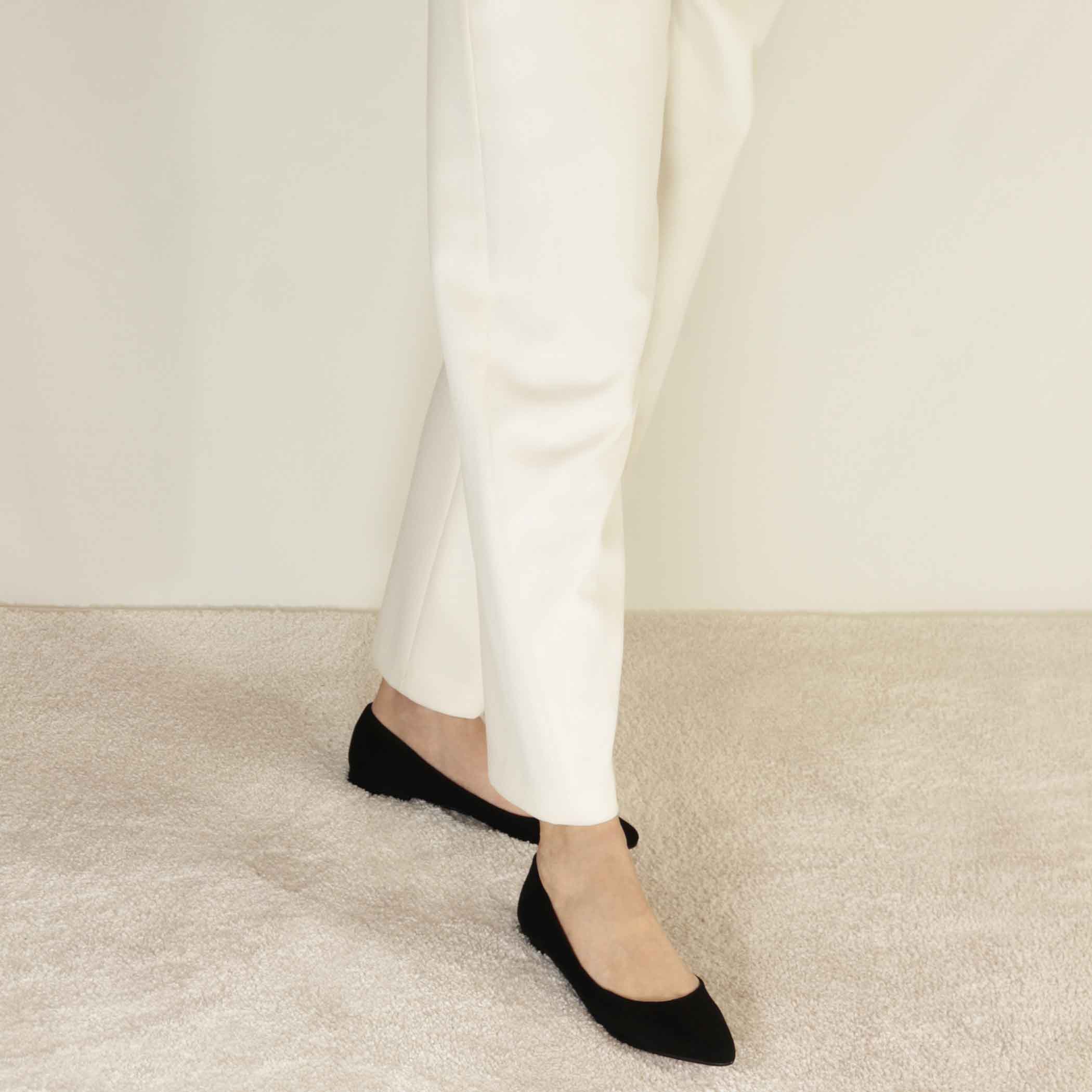 Ballerine raffinée pour femme en daim noir