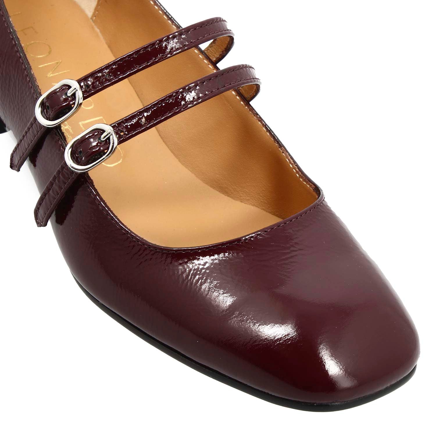 Mary Jane pumps in burgundy wrinkled shiny leather