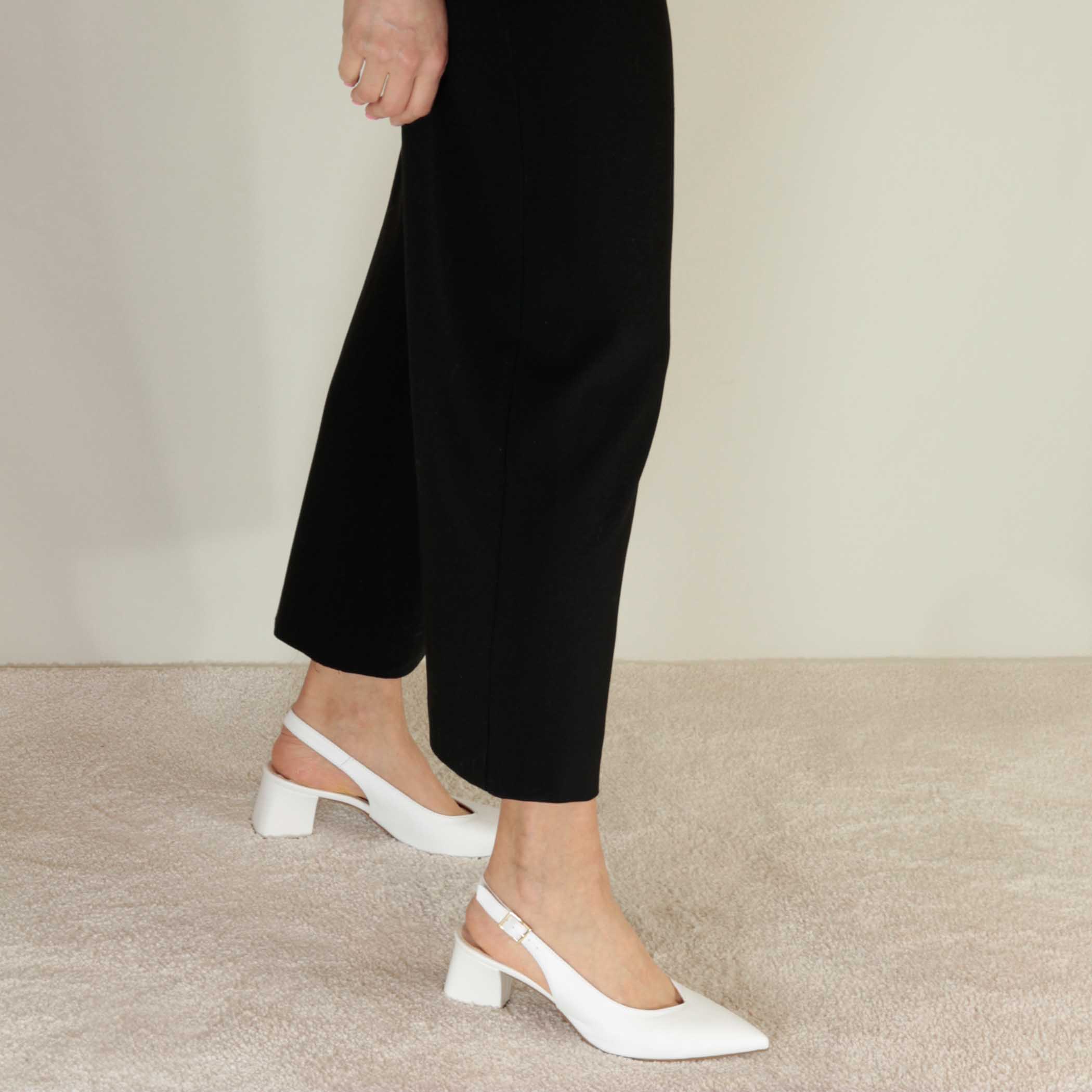 Décolleté slingback pour femme en cuir blanc à talon moyen