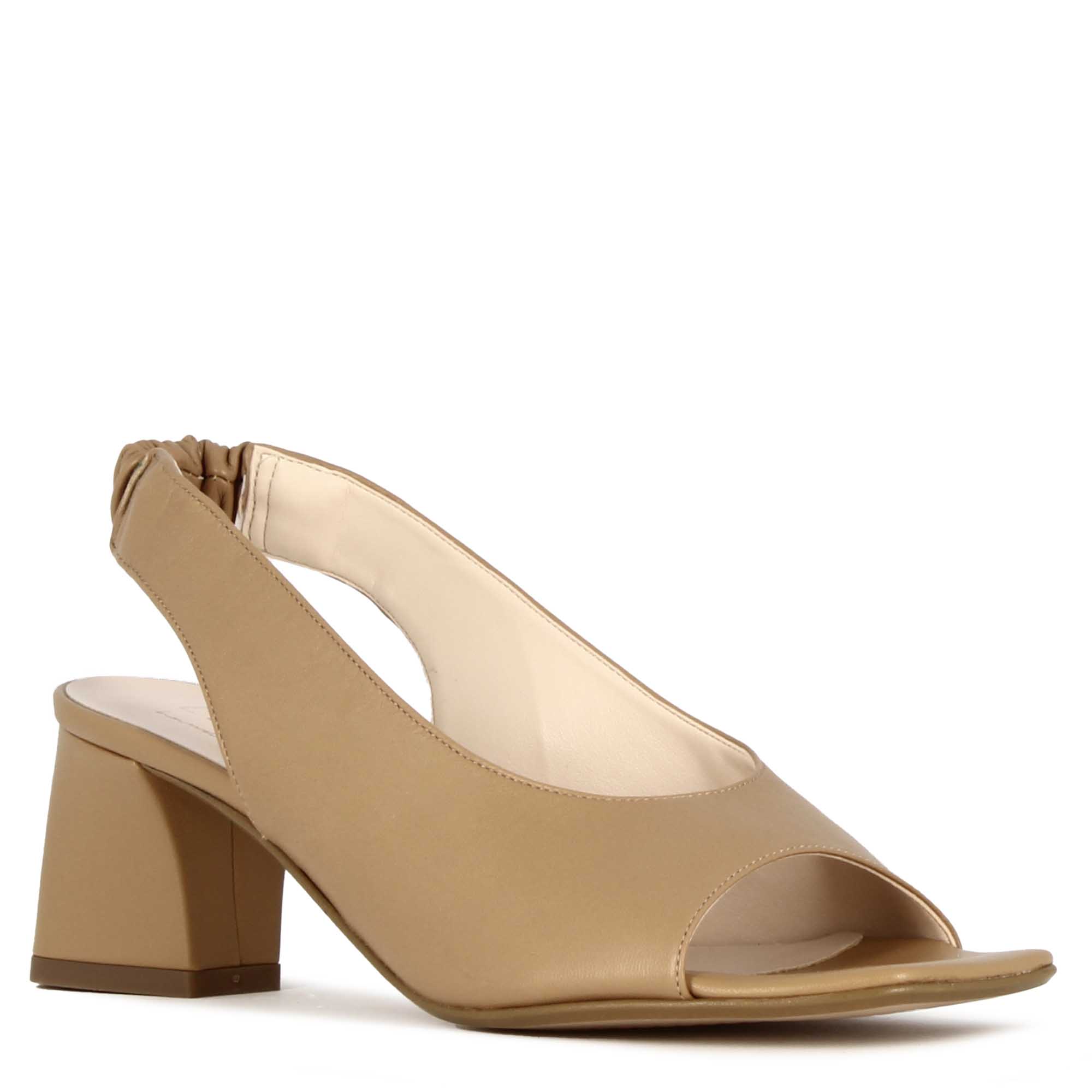 Sandalo slingback da donna in pelle marrone con punta squadrata