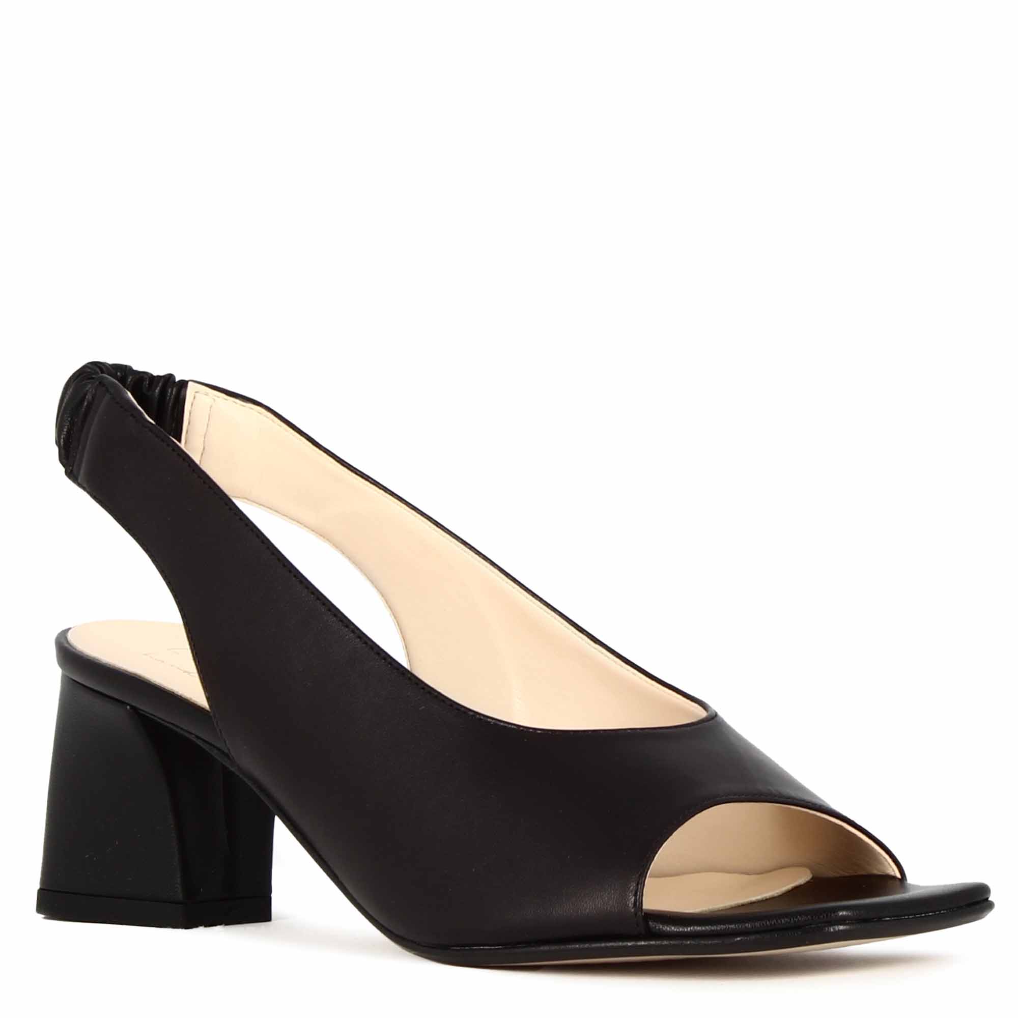 Sandalo slingback da donna in pelle colore nero con punta quadrata