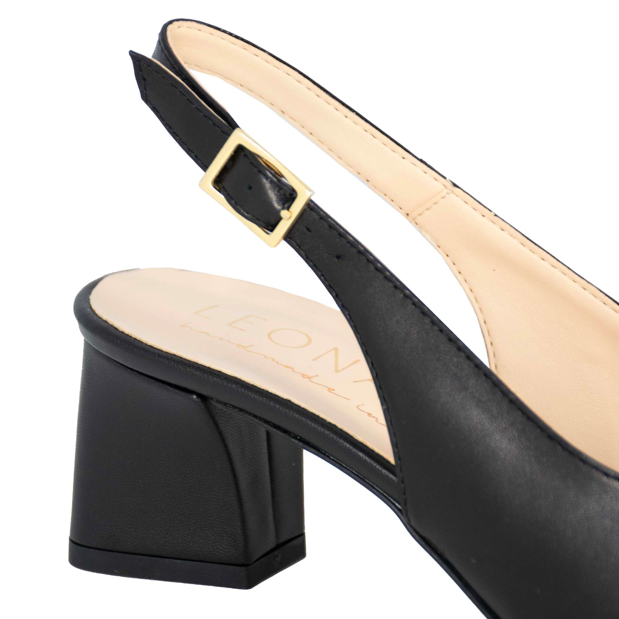 Décolleté slingback pour femme en cuir noir à talon moyen