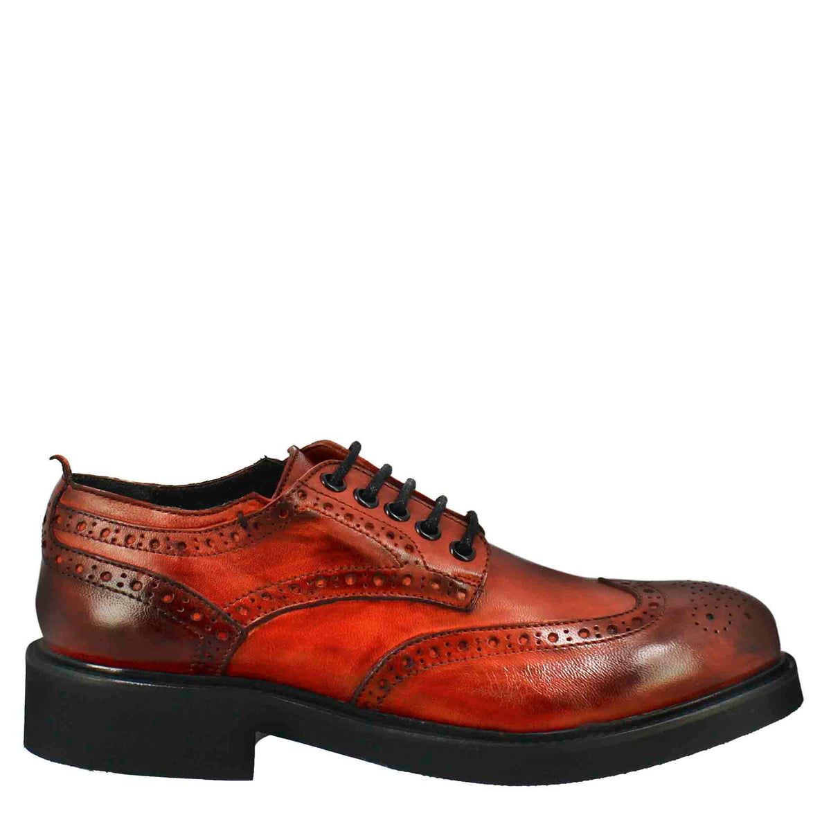 Women's derby with paupa brogue details in red washed leather
