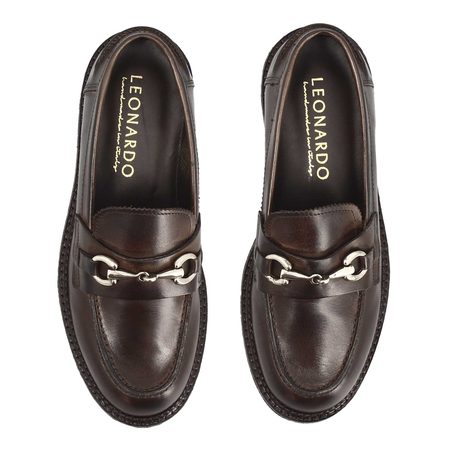 Women's loafer with sturdy sole in dark brown leather and buckle