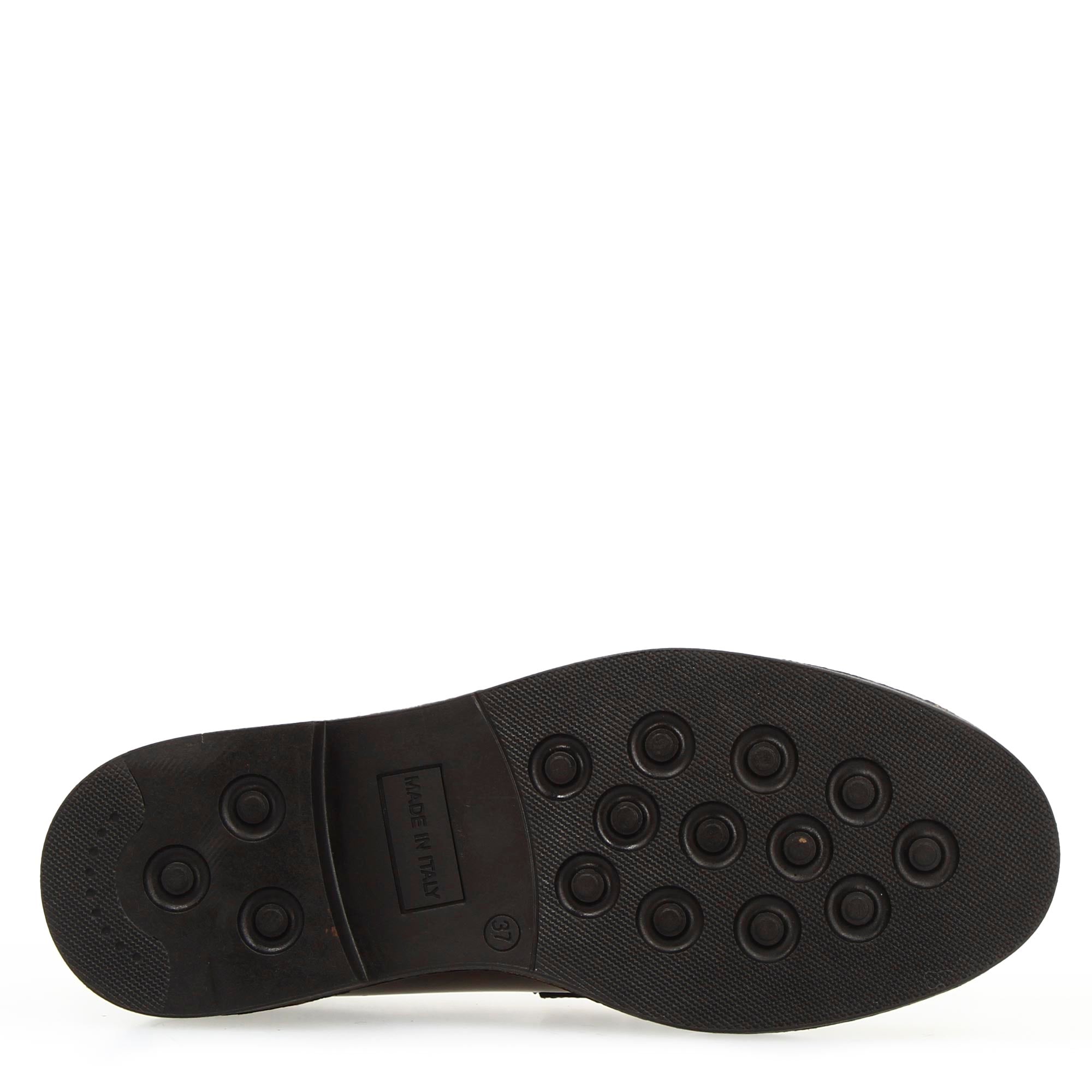 Women's moccasin with sturdy sole in burgundy brushed leather