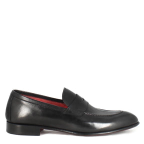 Classic men's moccasin in black leather