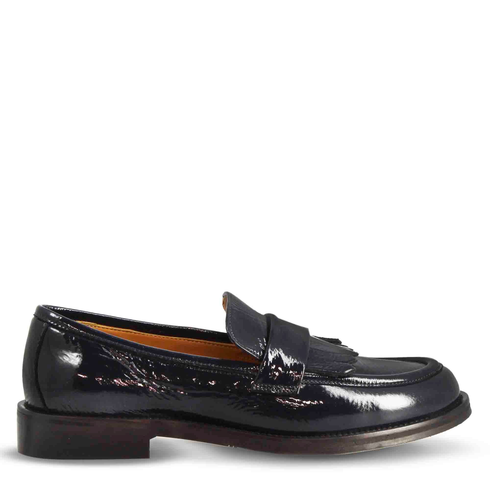 Mocassino elegante da donna in pelle lucida colore blu fatti a mano in Italia