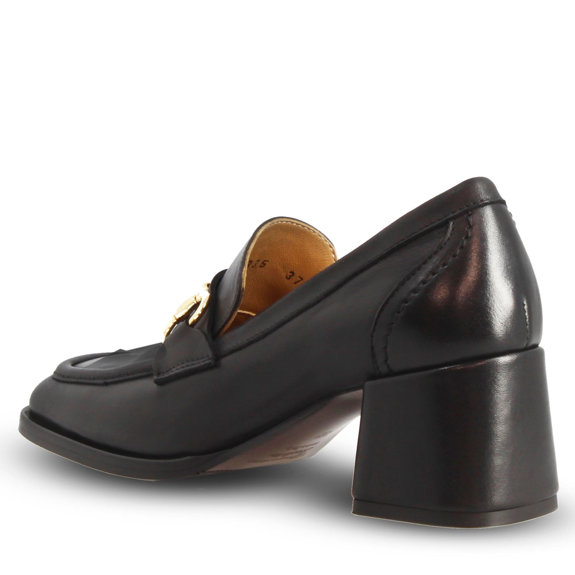 Mocassino tacco alto da donna in pelle colore nero con morsetto