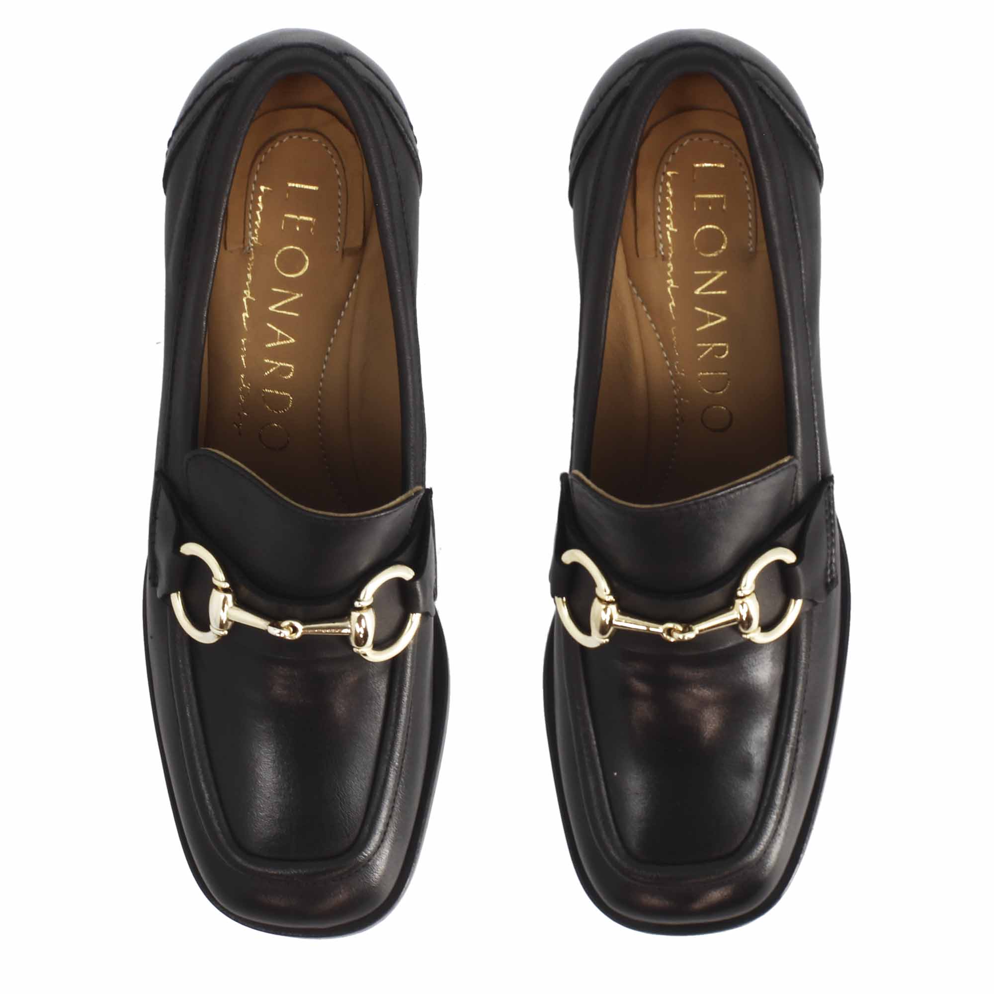 Mocassino tacco alto da donna in pelle colore nero con morsetto
