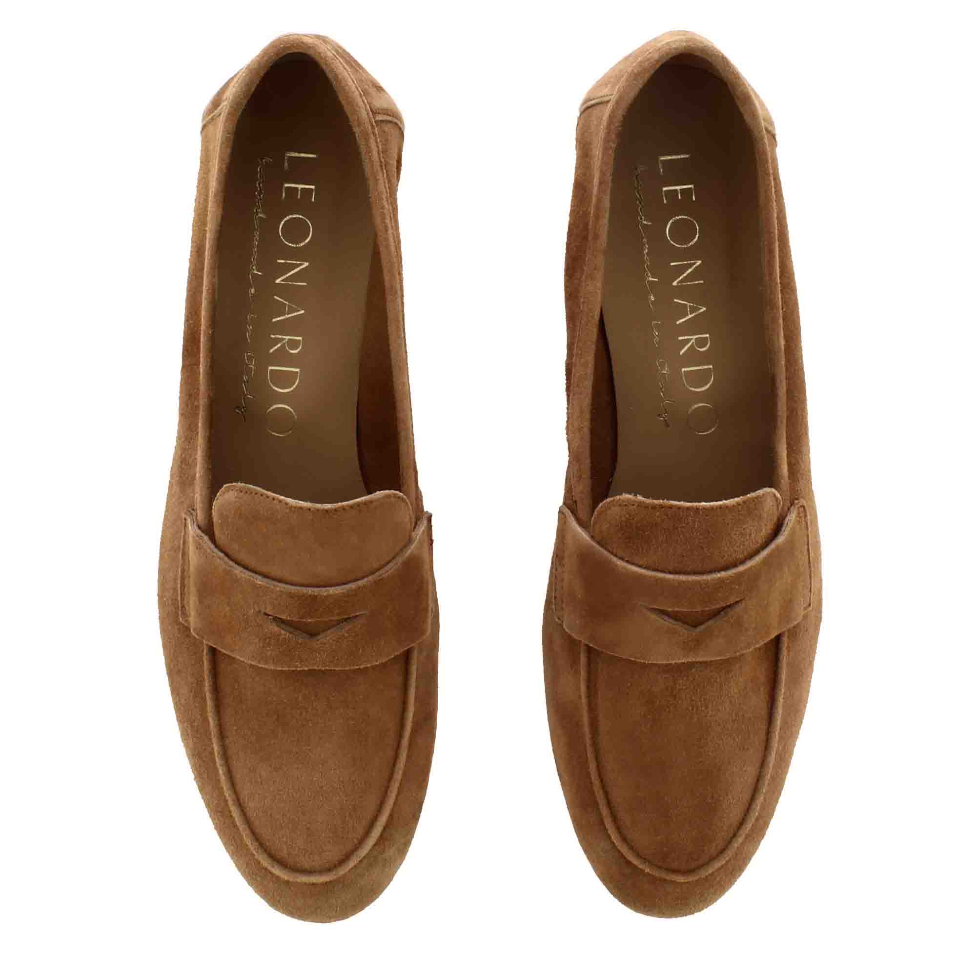 Mocassin classique pour femme en daim marron clair