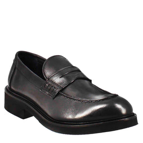 Paupa women's moccasin in black washed leather