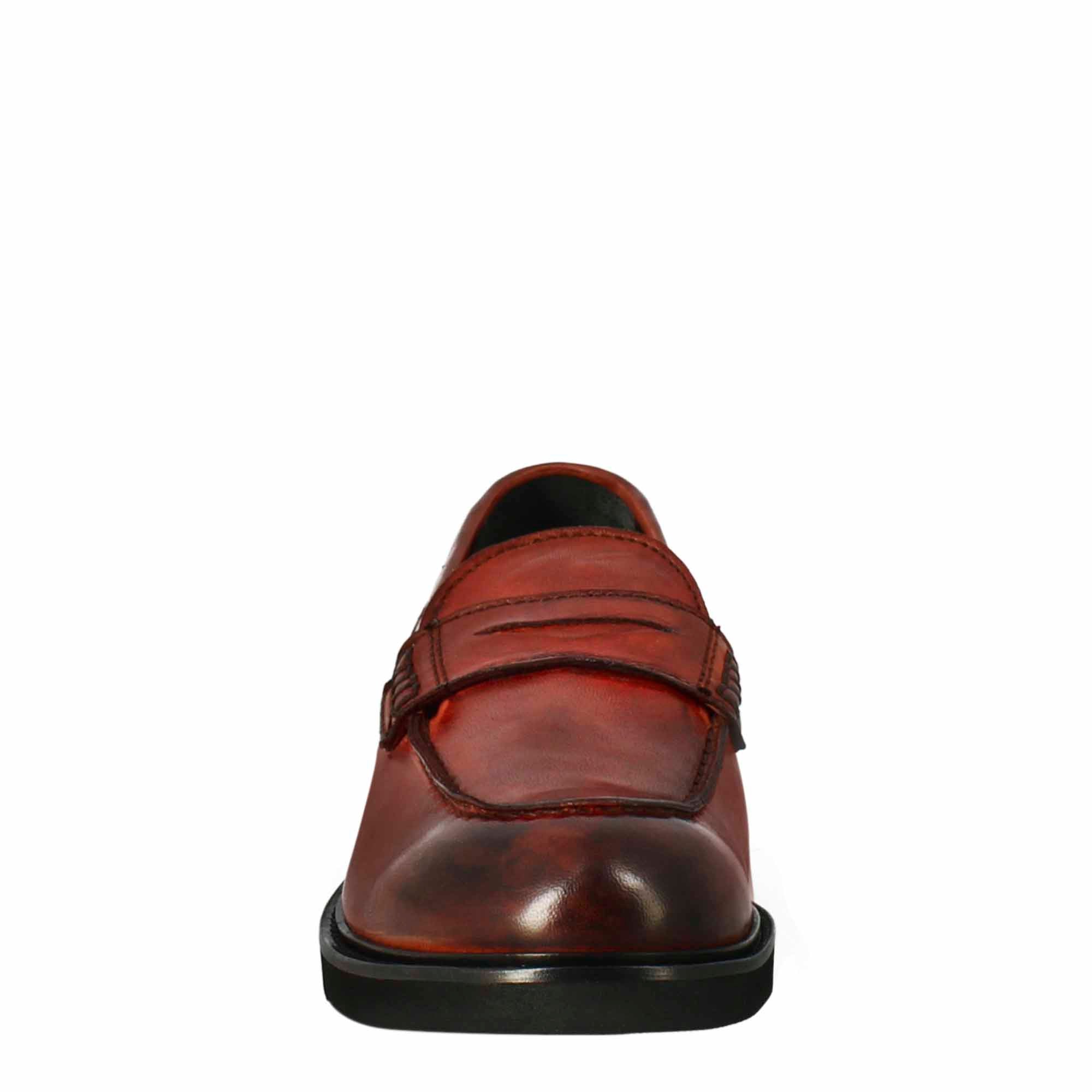 Paupa women's moccasin in red washed leather