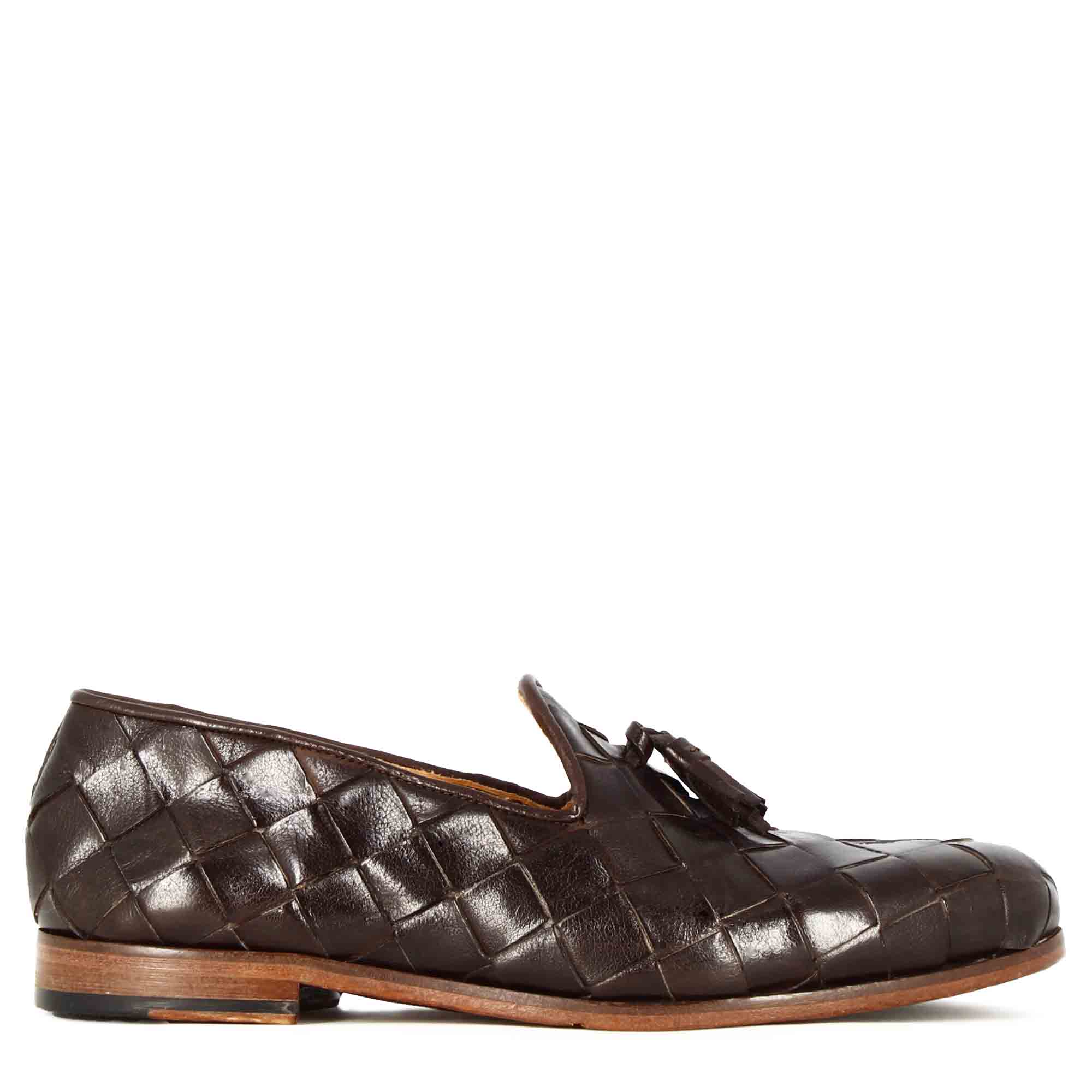Mocassins homme à pompons en cuir tressé marron foncé