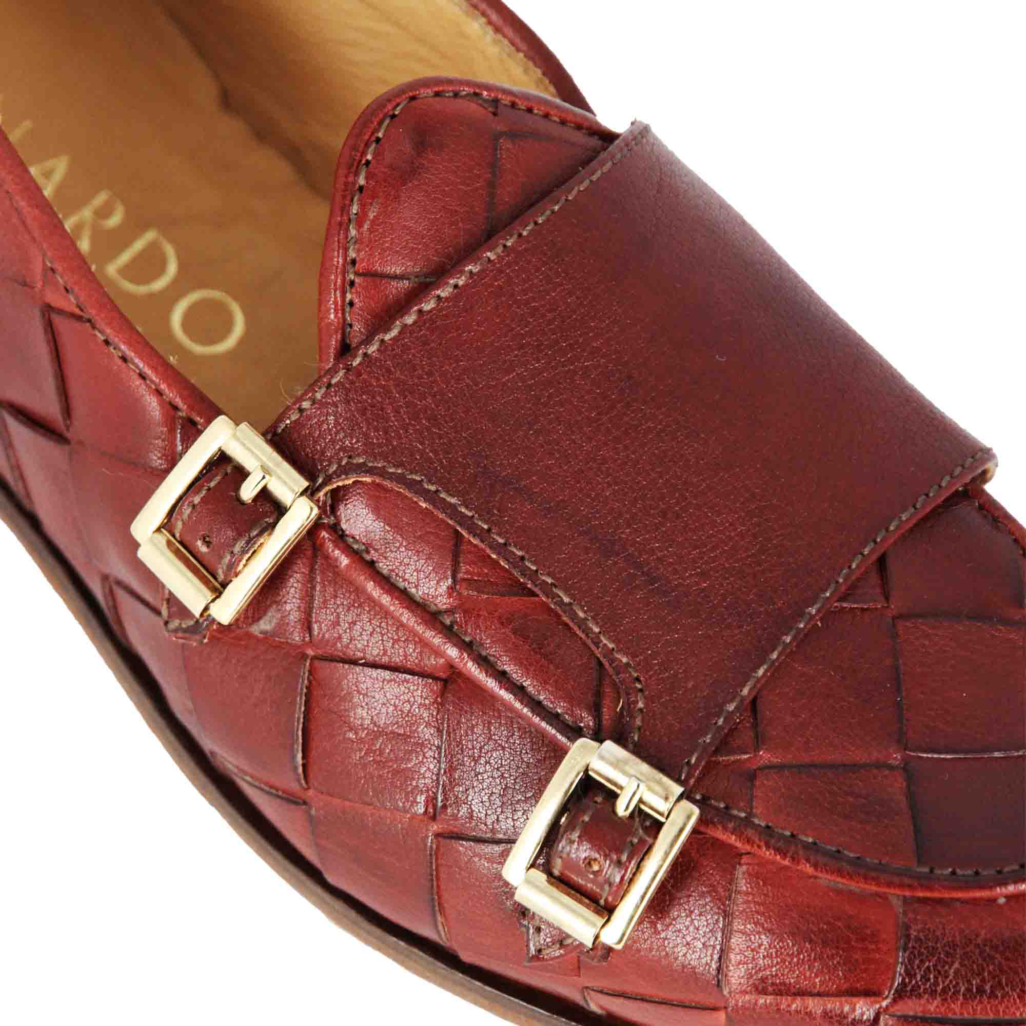 Mocassin pour homme en cuir tressé avec double boucle en rouge