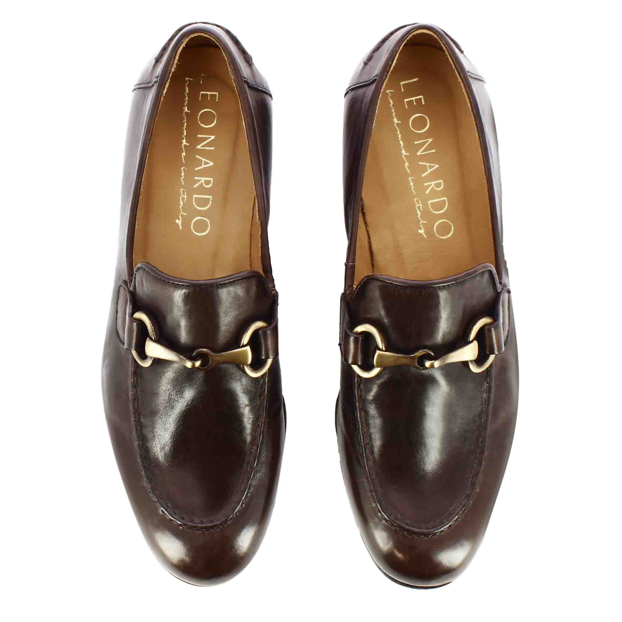 Mocassins en cuir marron foncé pour hommes avec mors de cheval