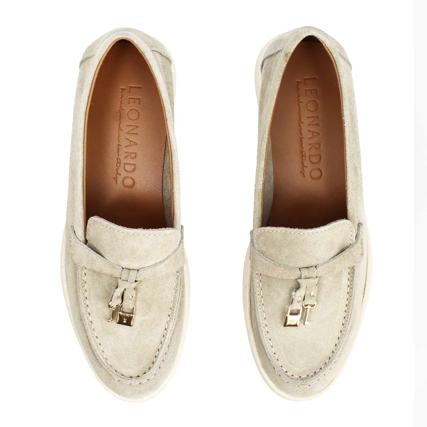 Women's Vellaria driving loafer in beige suede