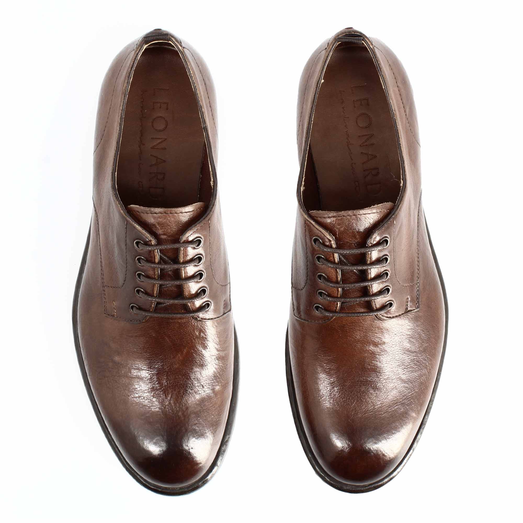 Modern men's derby in brown fine leather