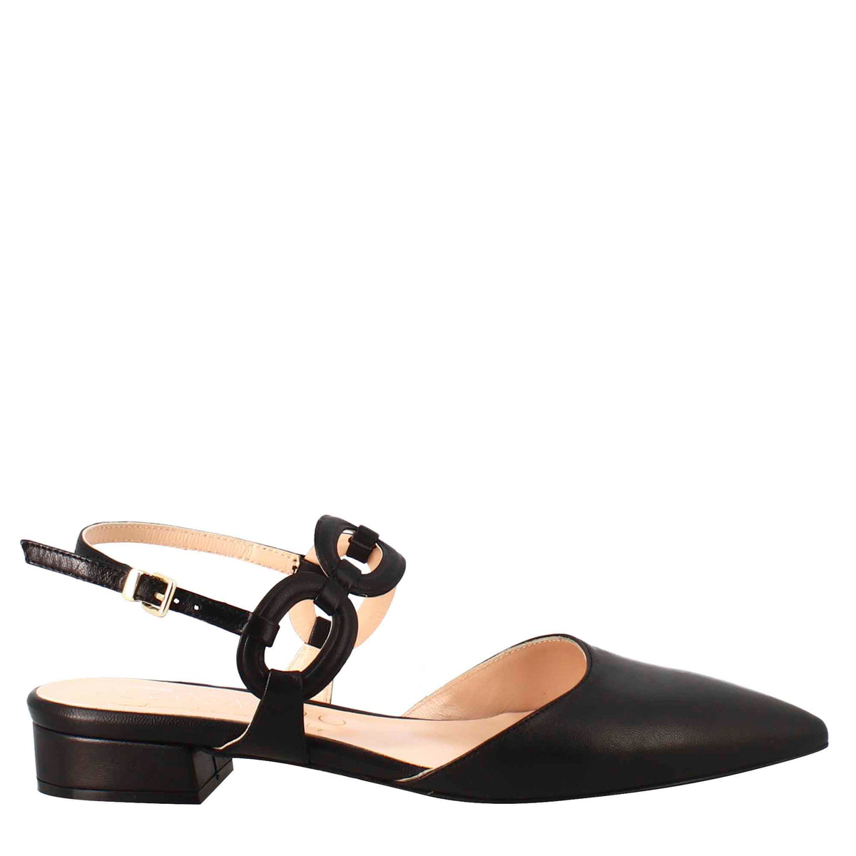 Woman's pointed toe medium heel closed sandal in black leather