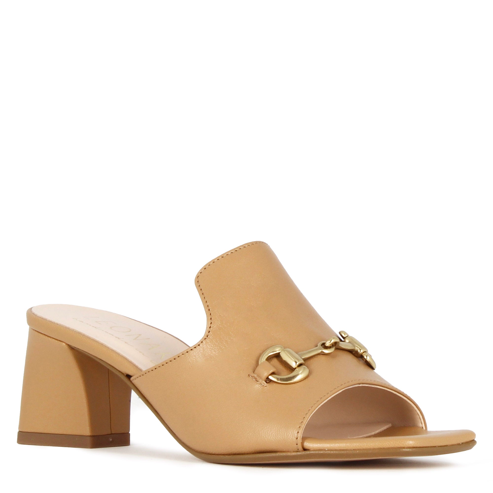 Sandalo slider da donna in pelle colore marrone chiaro con morsetto