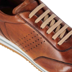 Casual men's sneaker in light brown leather