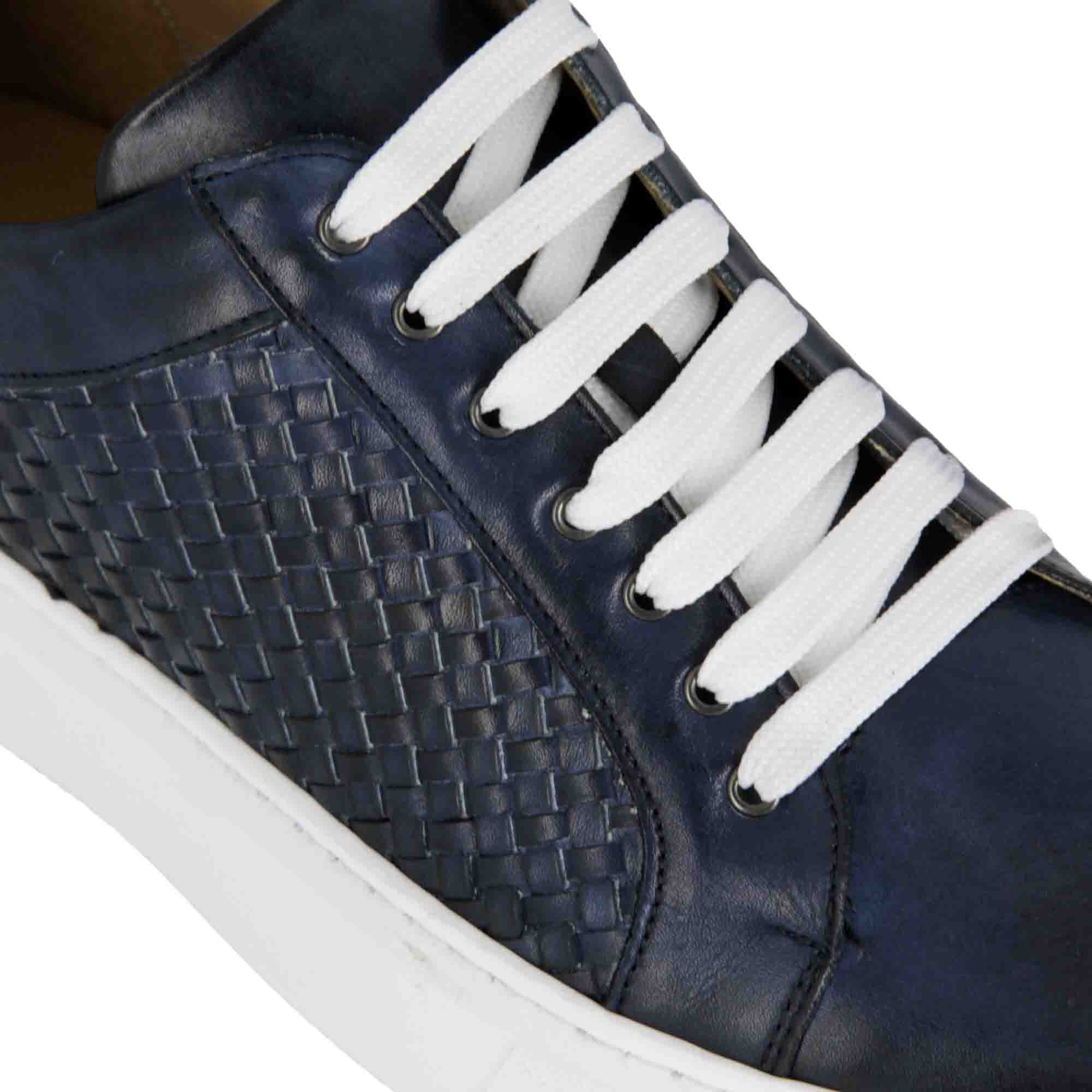 Chaussure décontractée pour homme en cuir tressé coloris bleu