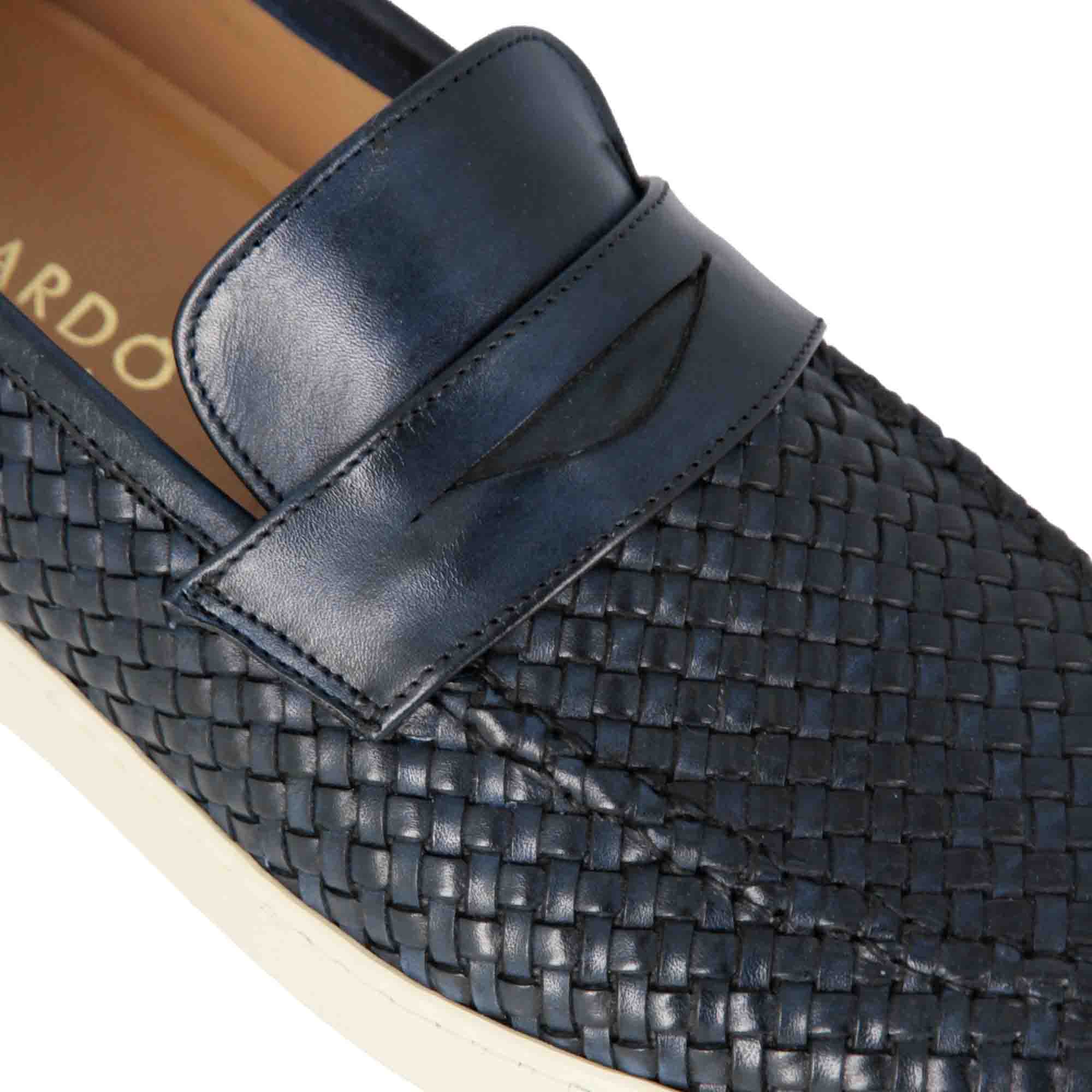 Handmade men's sneaker in blue woven leather