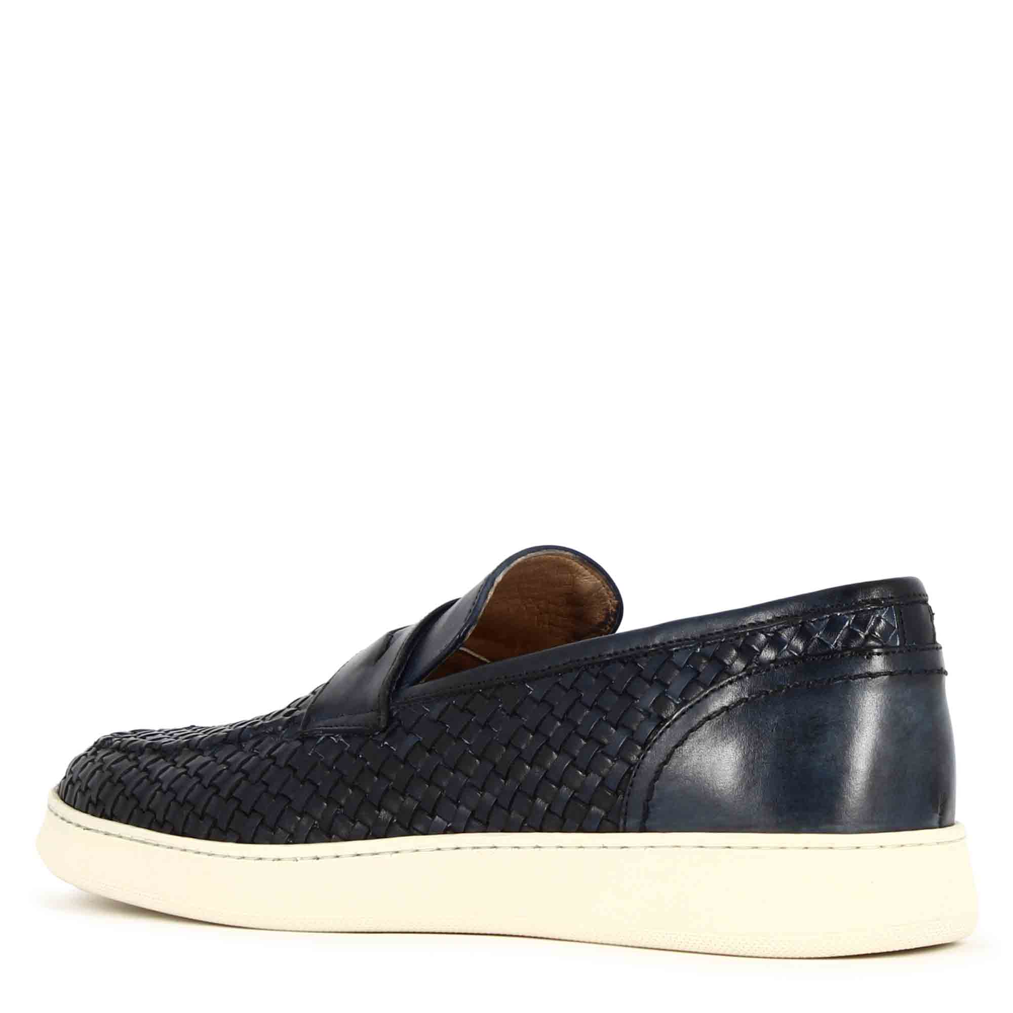 Handmade men's sneaker in blue woven leather