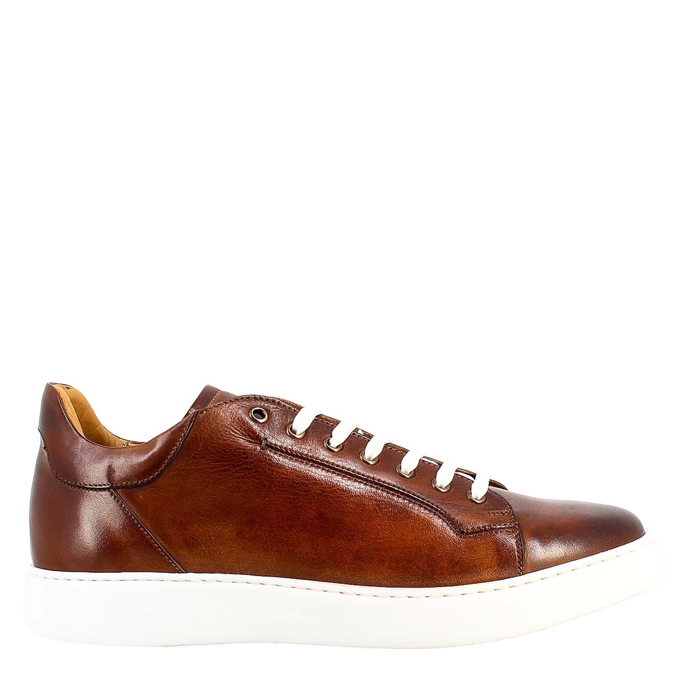 Elegant men's brown sneaker in smooth leather